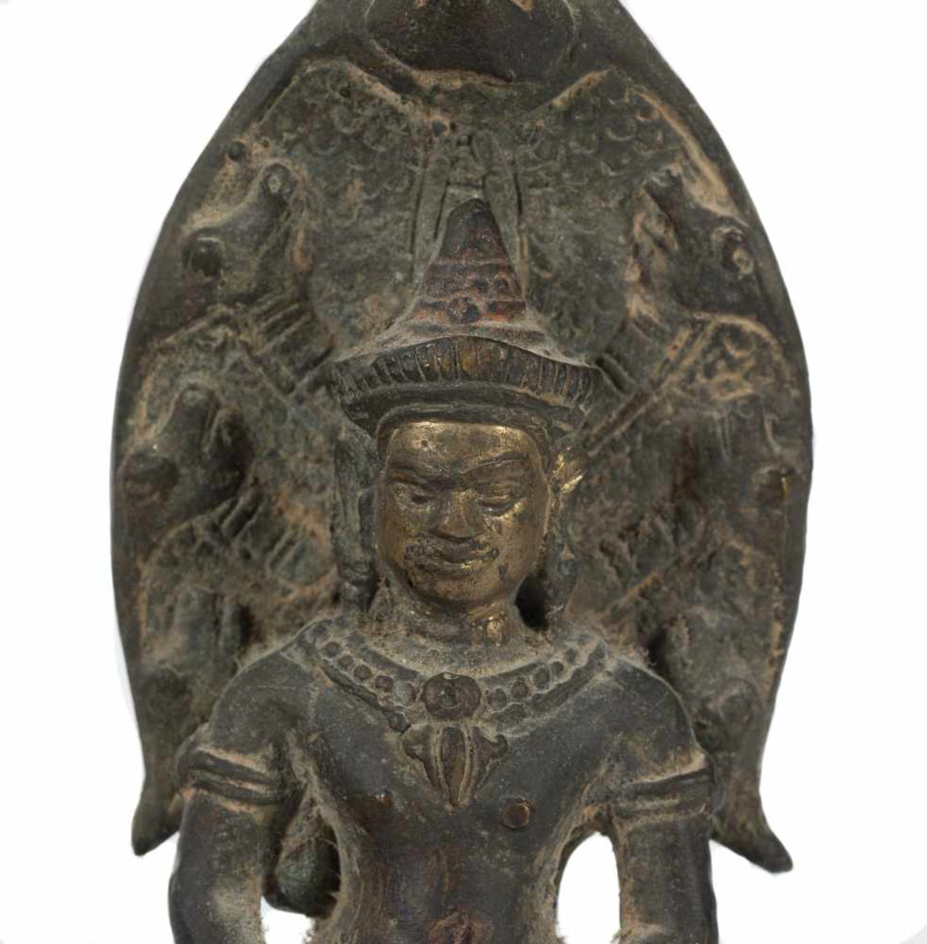 A partially gilt bronze figure. Probably Camboya. 17th-18th Centuries. “Buddha protected by Muc - Bild 4 aus 6