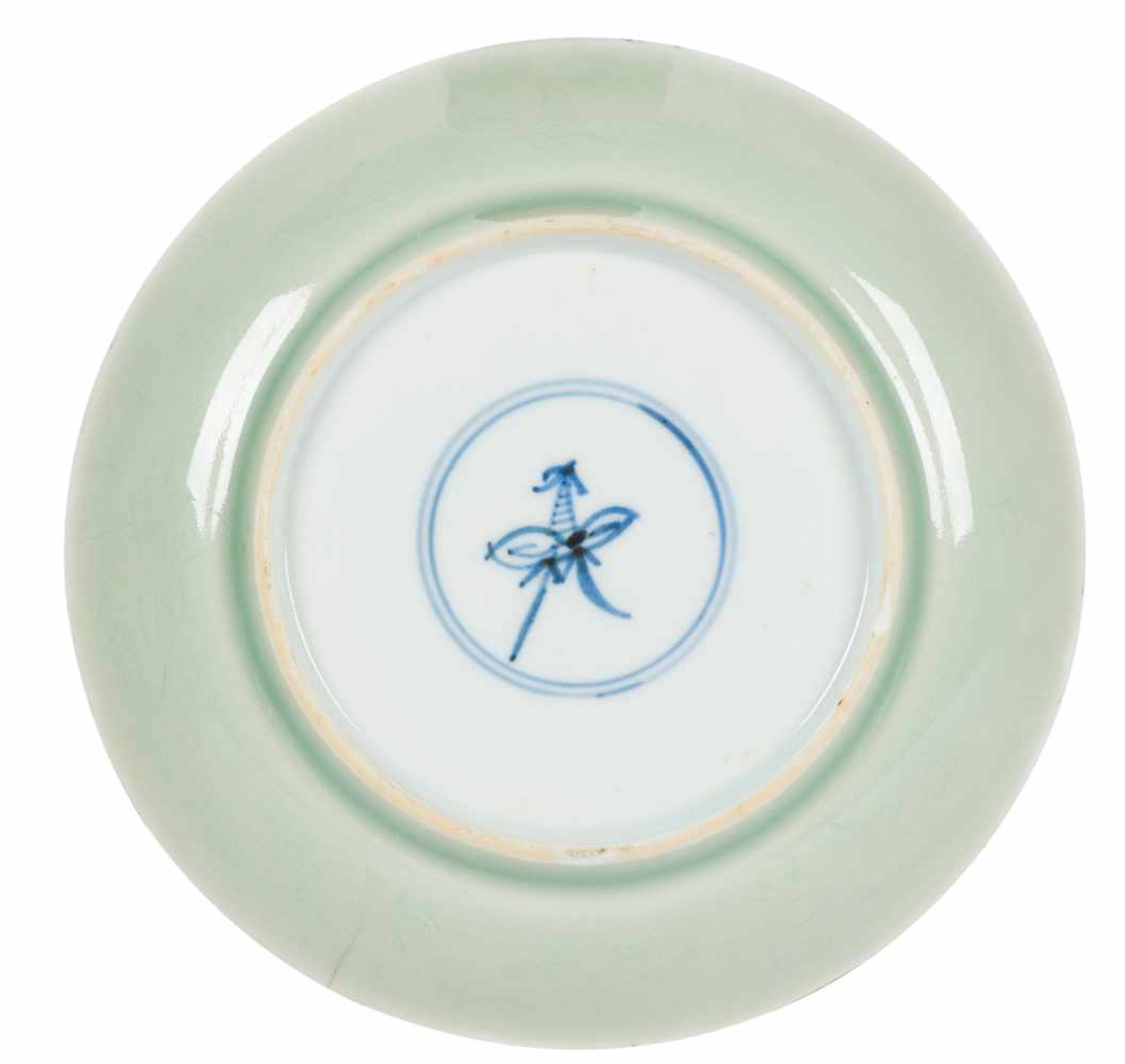 A celadon and underglaze blue cup and saucer basin. Lingzhi fungus mark. China. Qing dynasty (1644- - Bild 7 aus 7