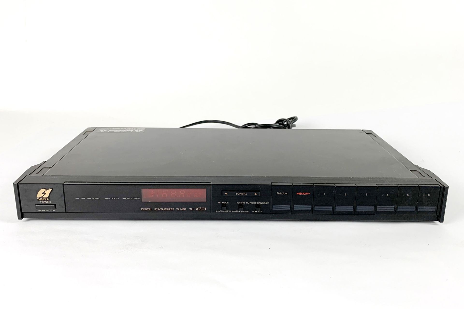 Sansui Digital Synthesizer Tuner, Model No. TU-X301, Seriennr. 617064935, L 43, Z 2