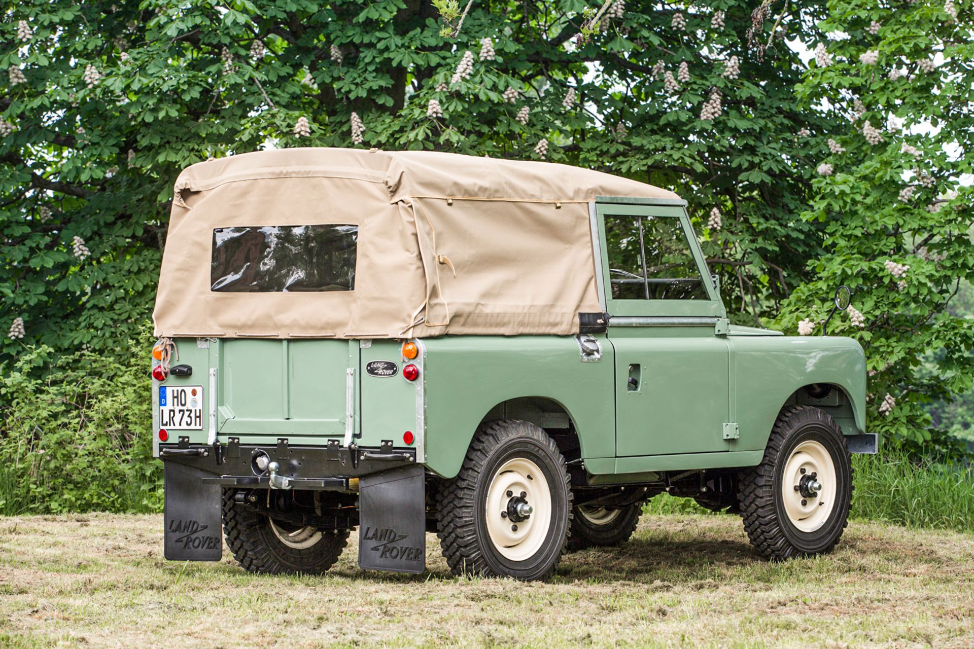 Land-Rover LR 88/OPBaujahr: 1973Hubraum/Leistung: 2.236 ccm/51 kWLaufleistung abgelesen - Bild 2 aus 9