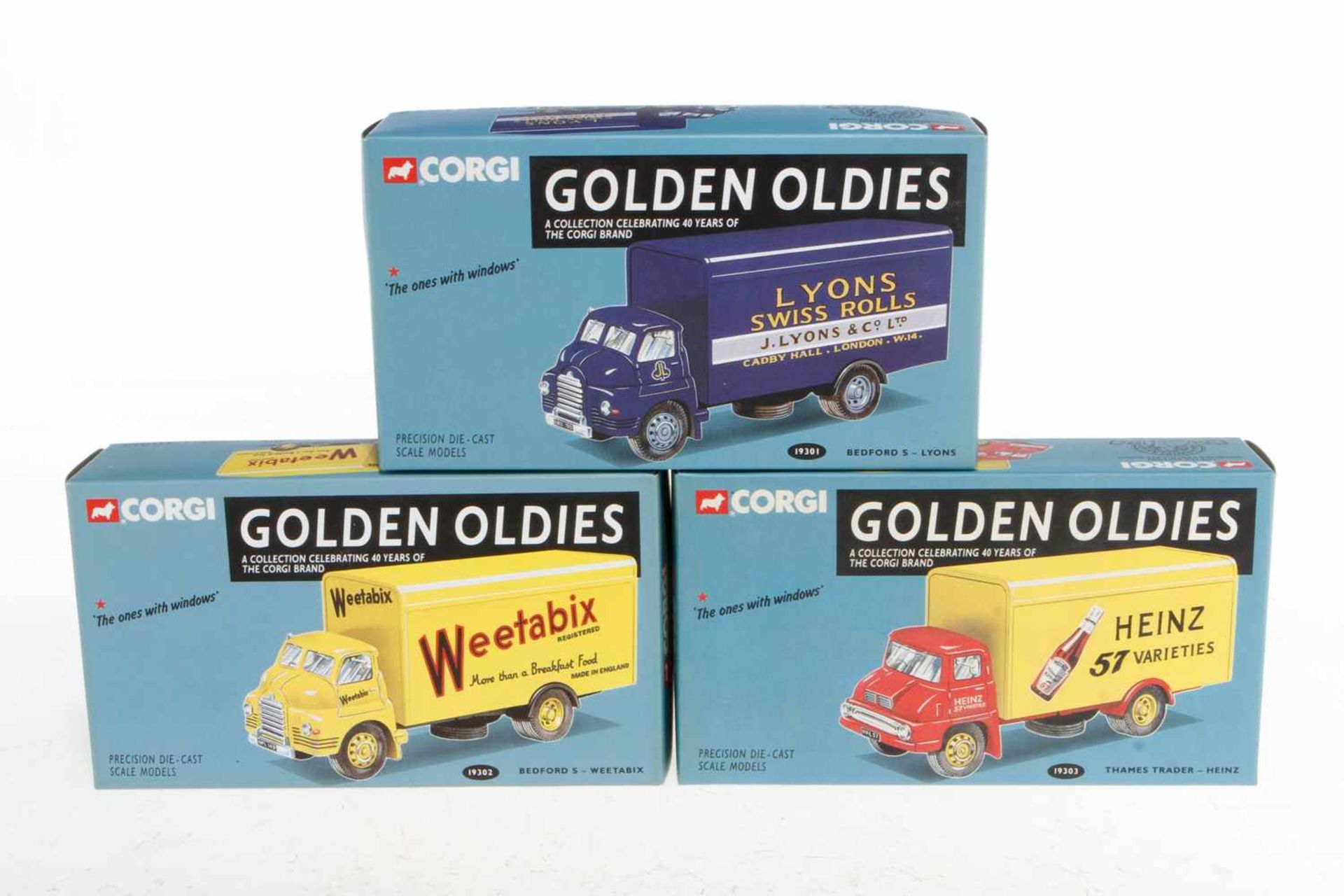 3 Corgi Modelle 19301, 19302 und 19303, je im OK