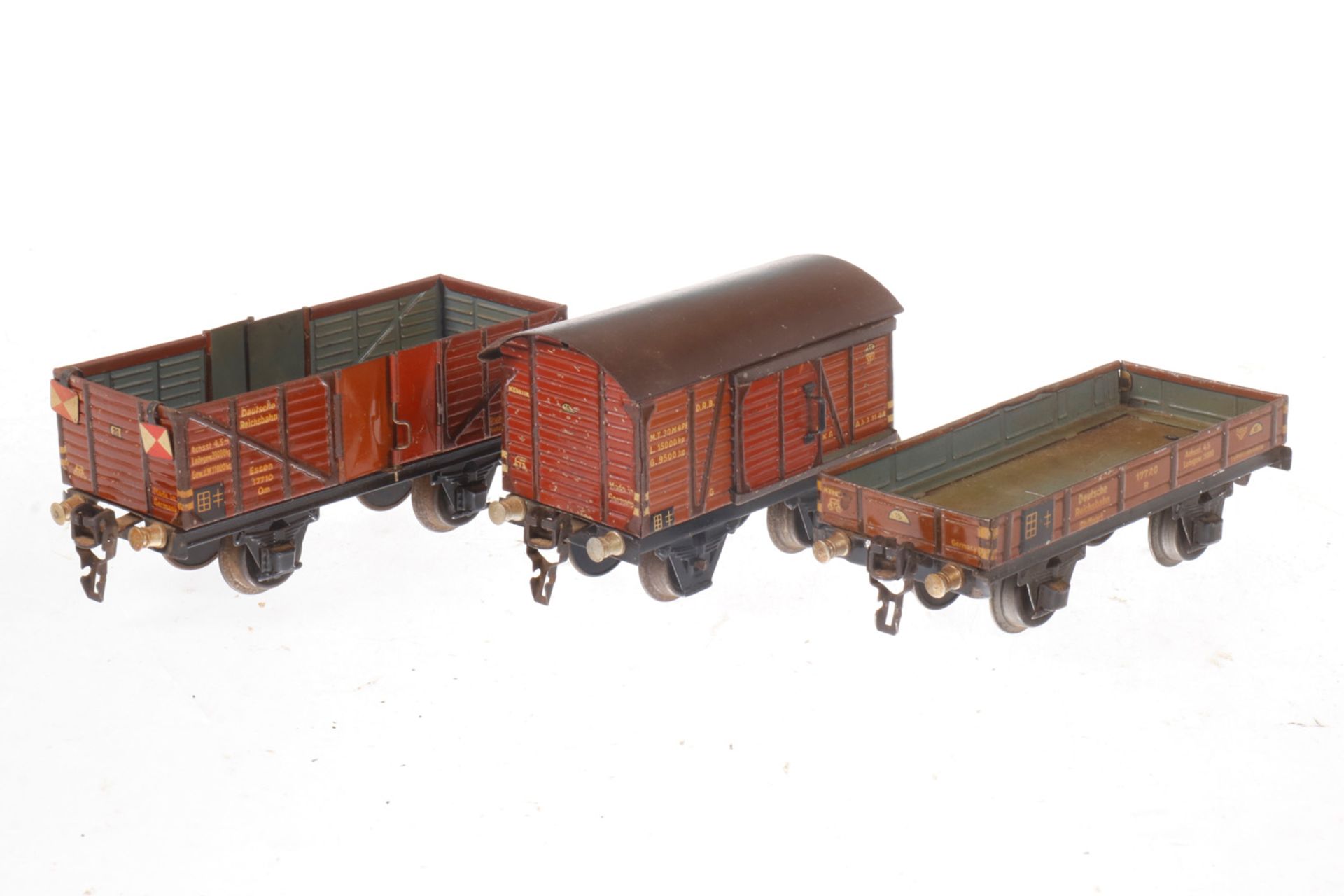 3 Märklin Güterwagen, S 0, 1772, 1771 und gedeckter Güterwagen, Alterungsspuren, kleine LS, L 13