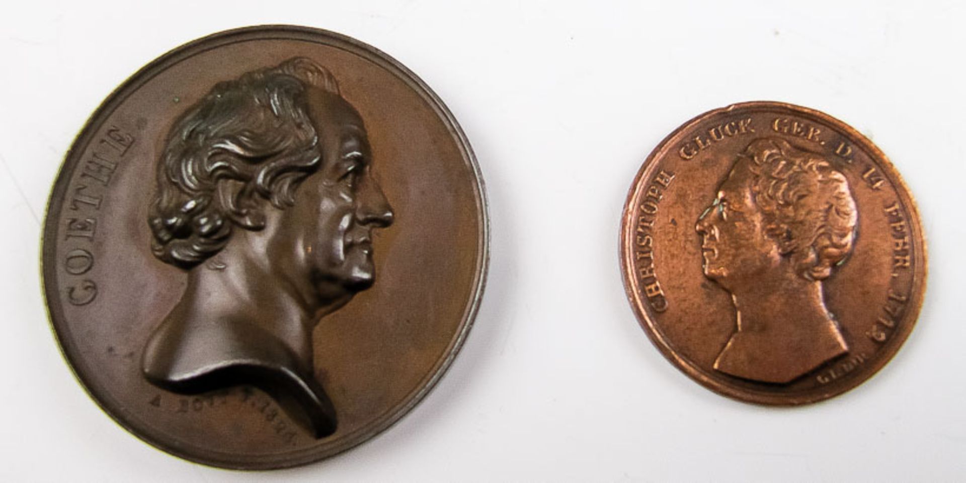 Medaille mit GoetheBronze. Adler u. Lorbeerkranz. Medailleur Antoine Bovy. 1824. Dazu