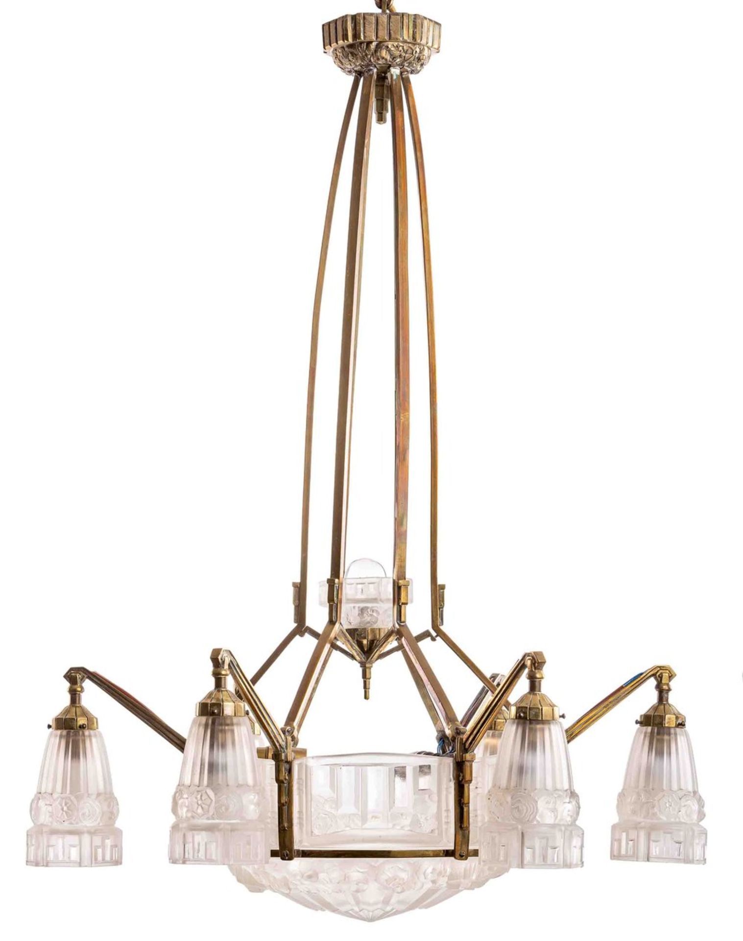 Deckenlampe Art DecoFrankreich, um 1925Messing, Pressglas, überwiegend mattiert. Zeh