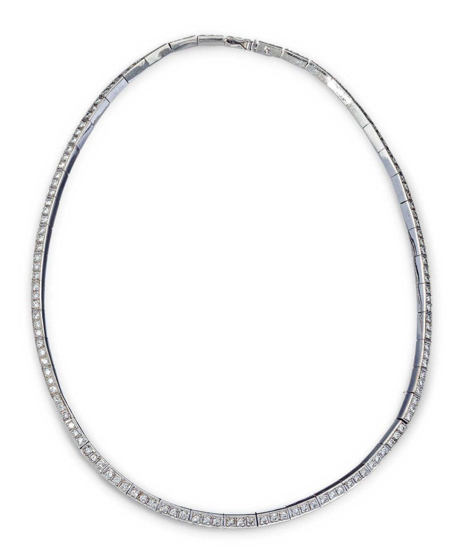Diamant-Halsband750/f. Weißgold. Aus 47 Kastengliedern, ausgefasst mit 141 kl. Brillante