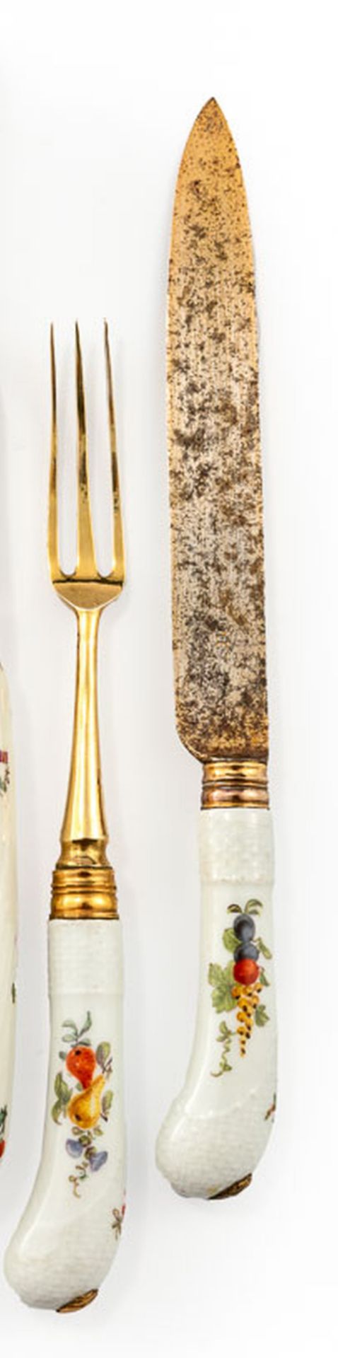 Messer und Gabel aus einem DessertbesteckMeissen, um 1750Pistolengriffe mit Altozier