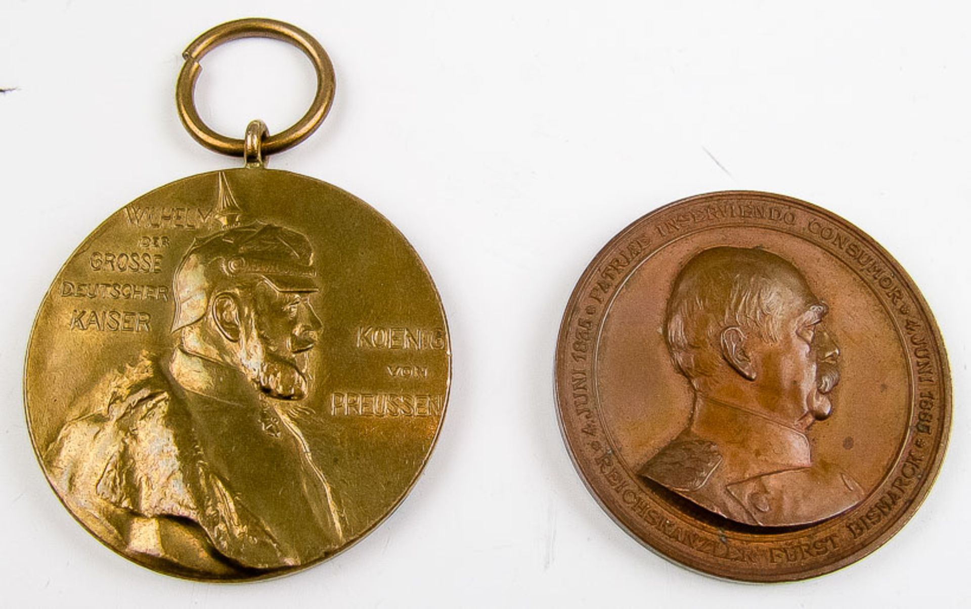 Medaille mit Otto von BismarckBronze. Medailleur K. Schwenzer. Zum 70. Geburtstag des Re