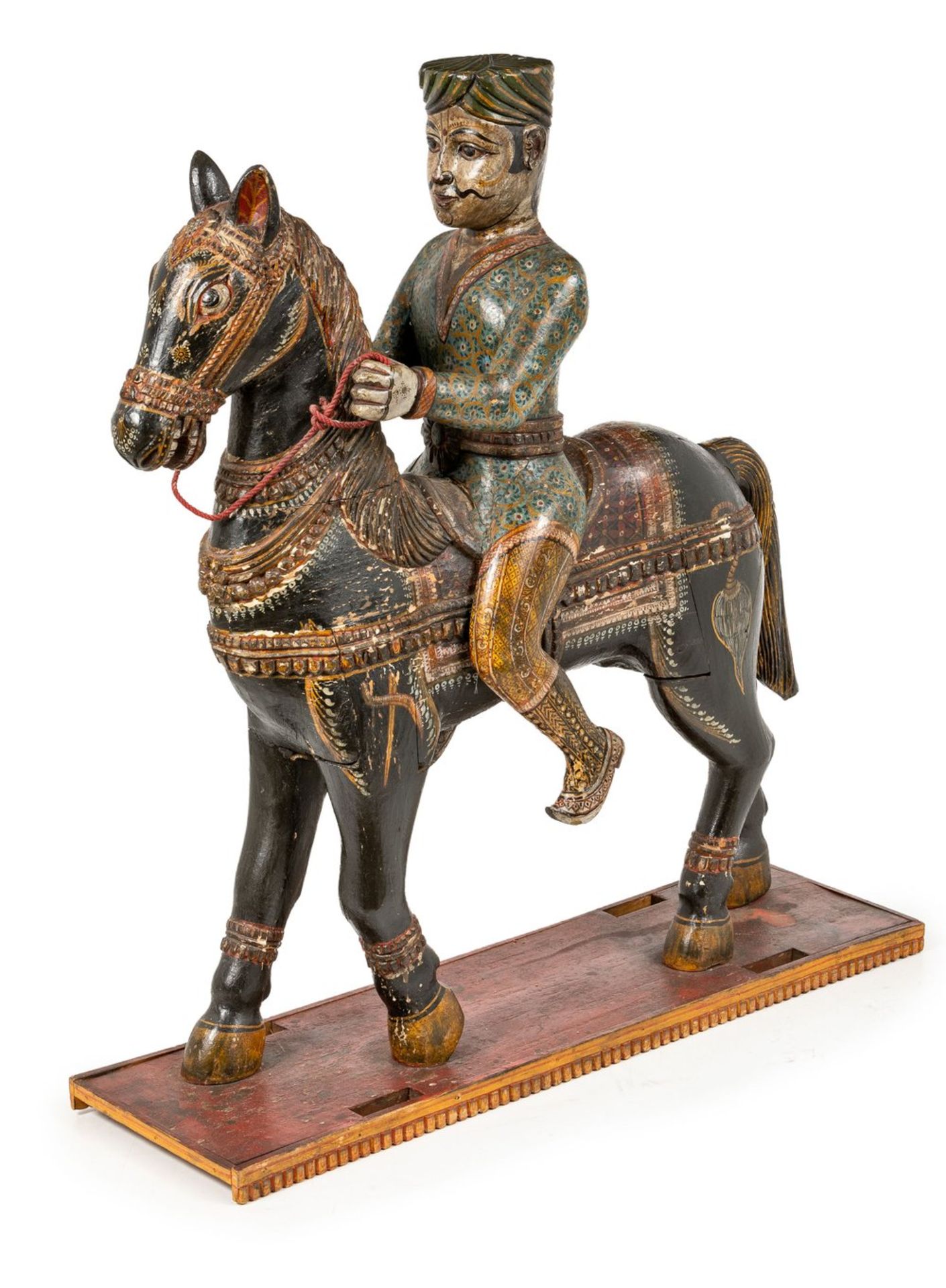 Asiatisches Pferd mit ReiterHolz, vollplastisch geschnitzt und farbig bemalt. Auf Brett