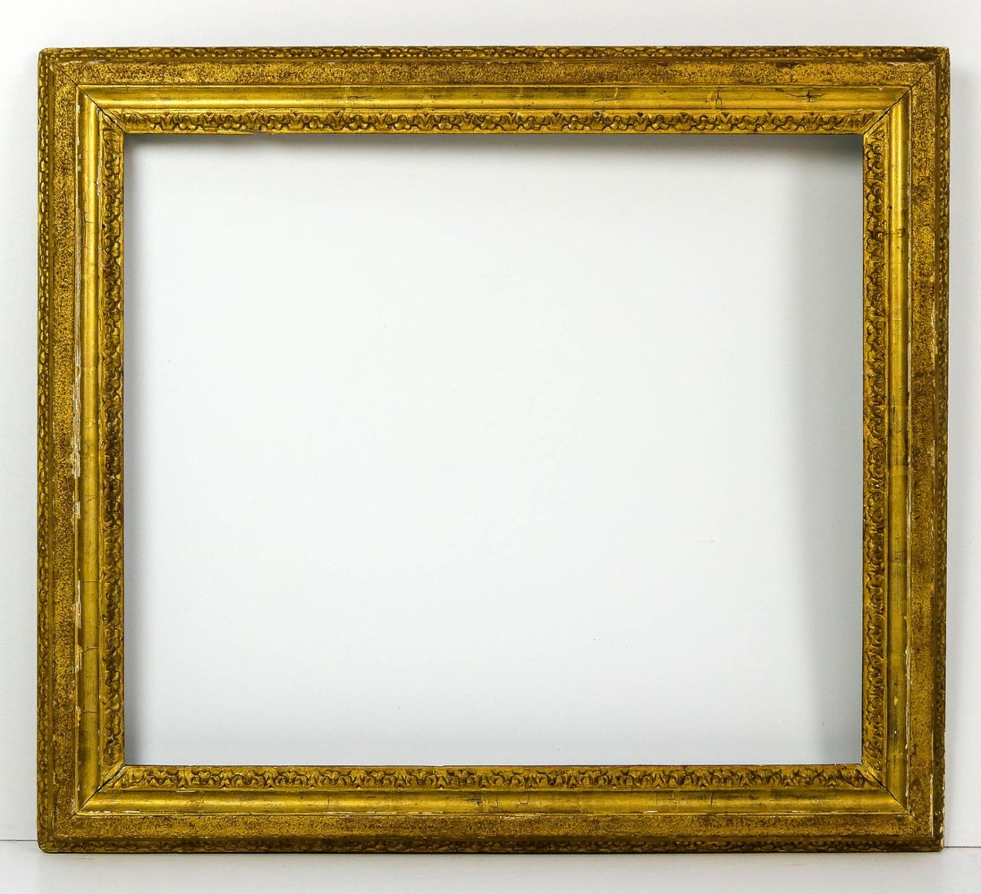 Drei Rahmen im BarockstilHolz mit Stuckauflage vergoldet. (teil. best.) Innenmaß 64×55 / - Bild 3 aus 3