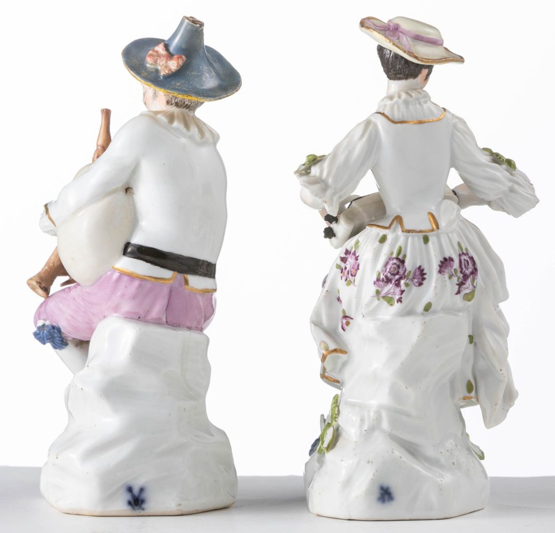 Harlekin mit Dudelsack, Mädchen mit DrehleierMeissen, um 1745Zwei Figuren, auf Natur - Bild 2 aus 3