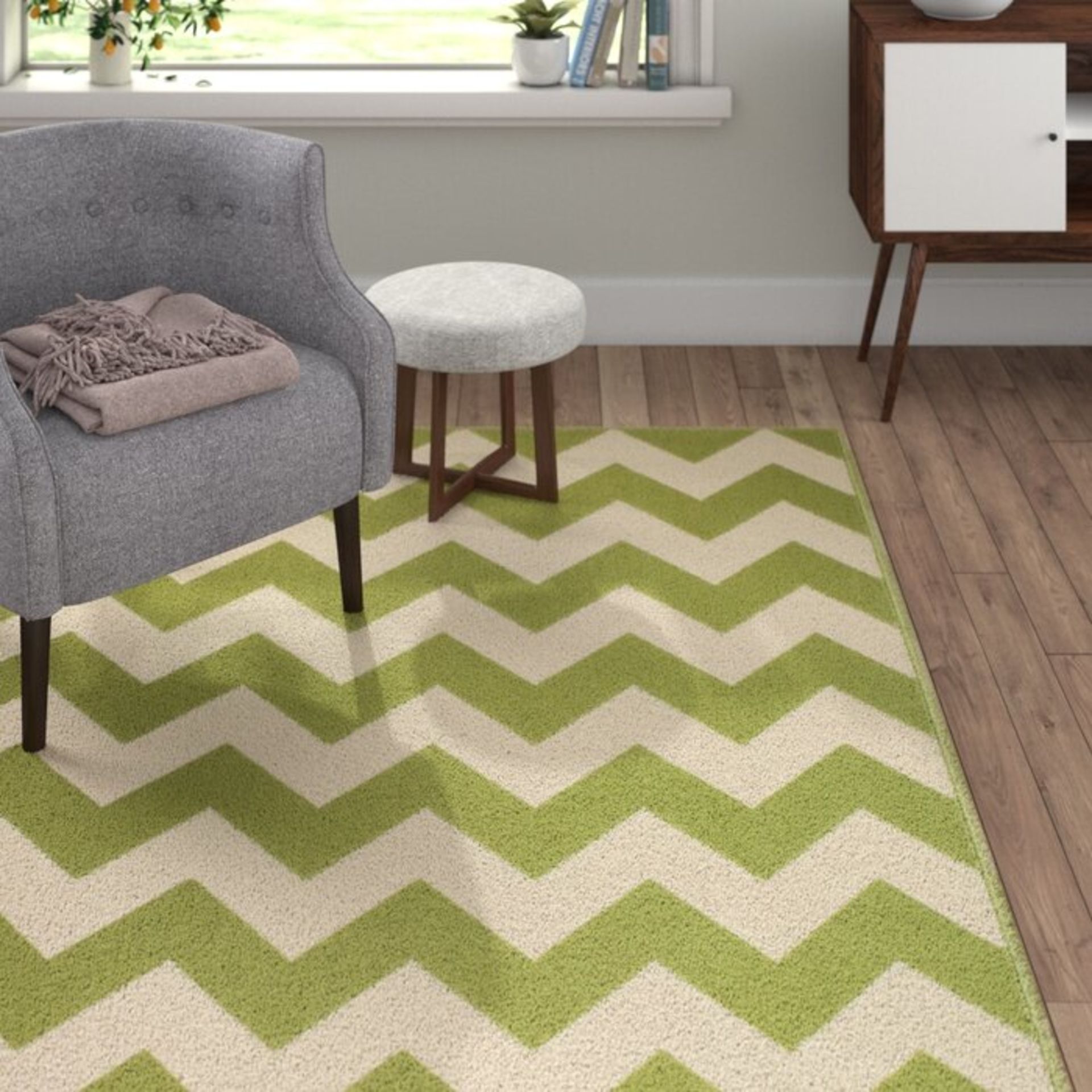 Mendez Green Area Rug - RRP £89.00 - Image 2 of 2