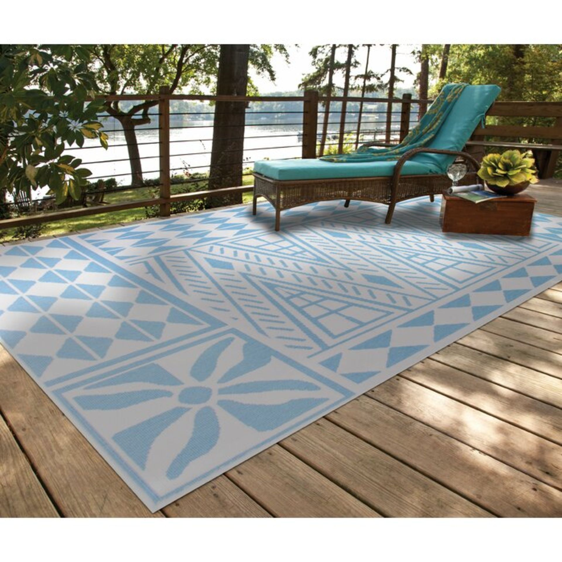 Houghtaling Flatweave Light Blue/White Rug - RRP £179.50