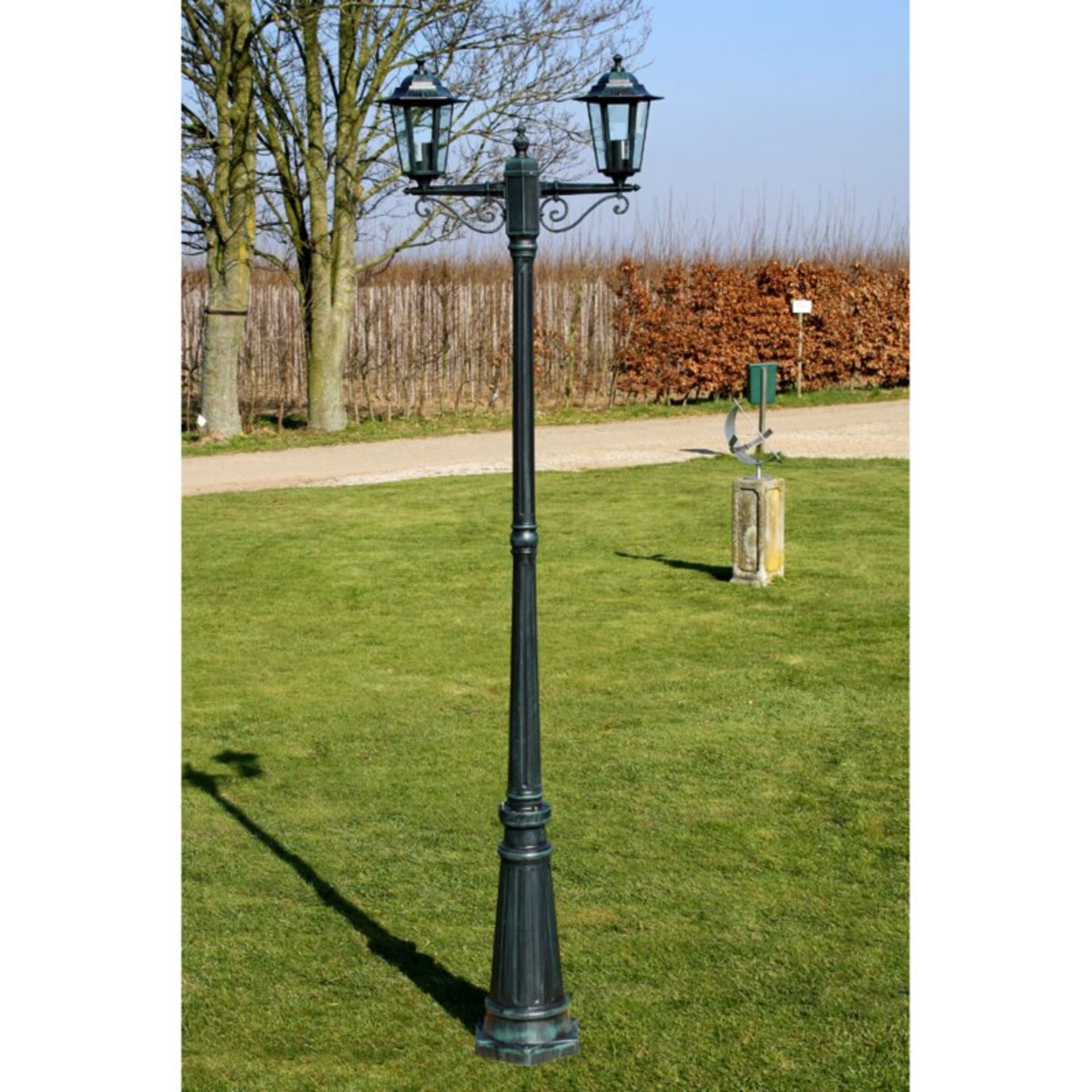 2 Light 215cm Lamp Post - RRP £105.99 - Image 2 of 3