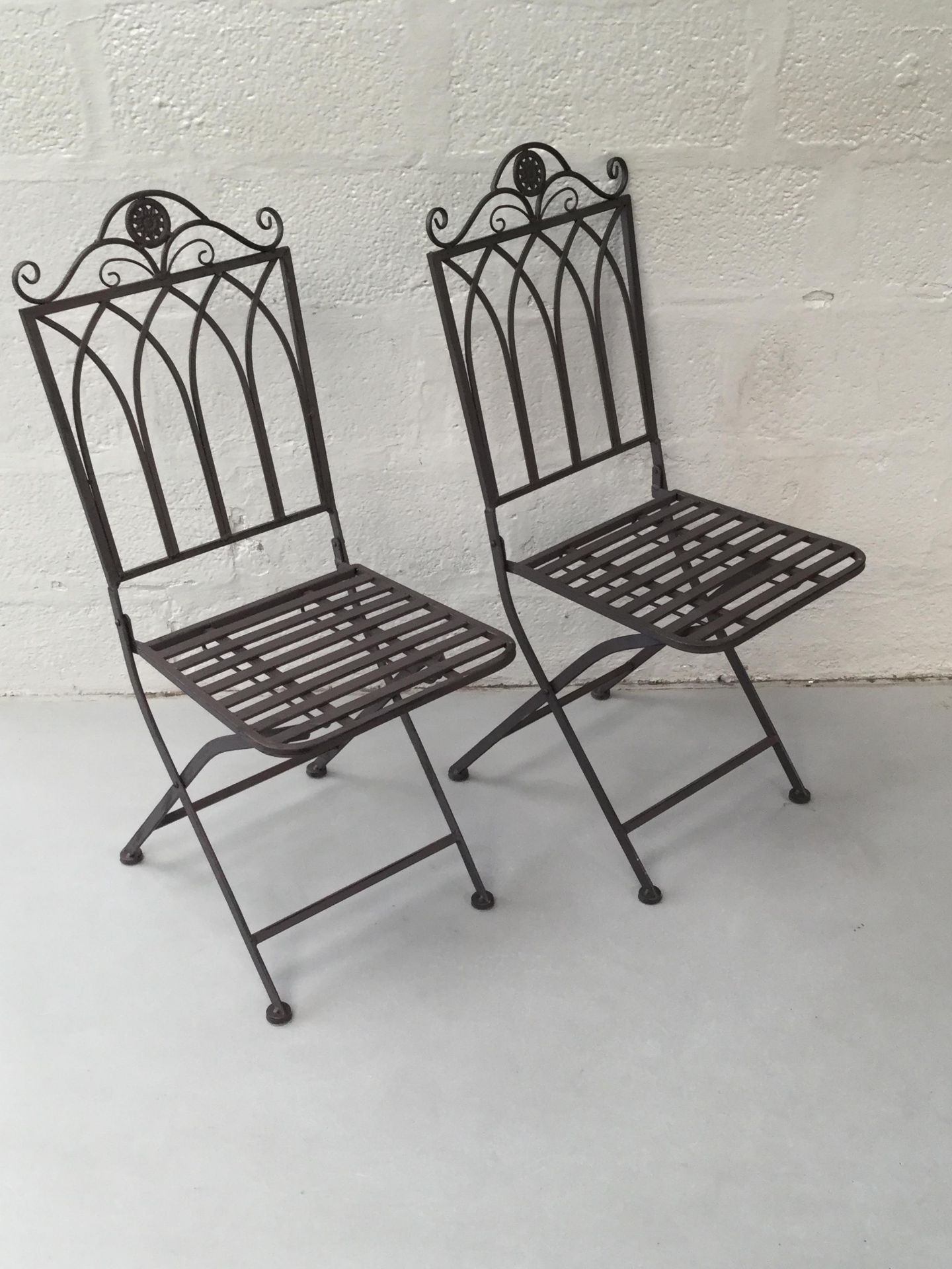 x2 Brown Wrought Iron Antique Style Folding Garden Chair - Image 2 of 2