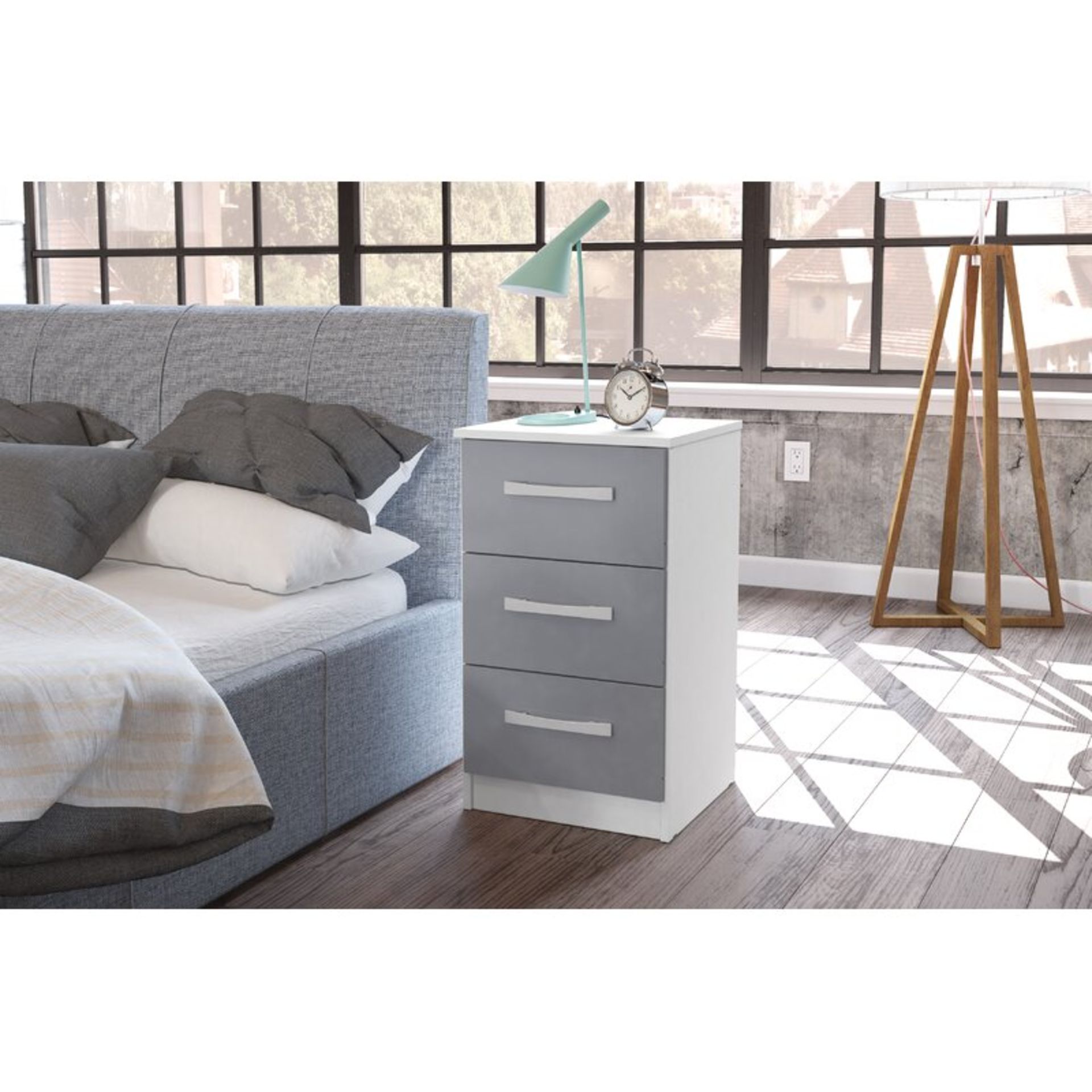 Dugg 3 Drawer Bedside Table - RRP £83.99 - Image 3 of 6