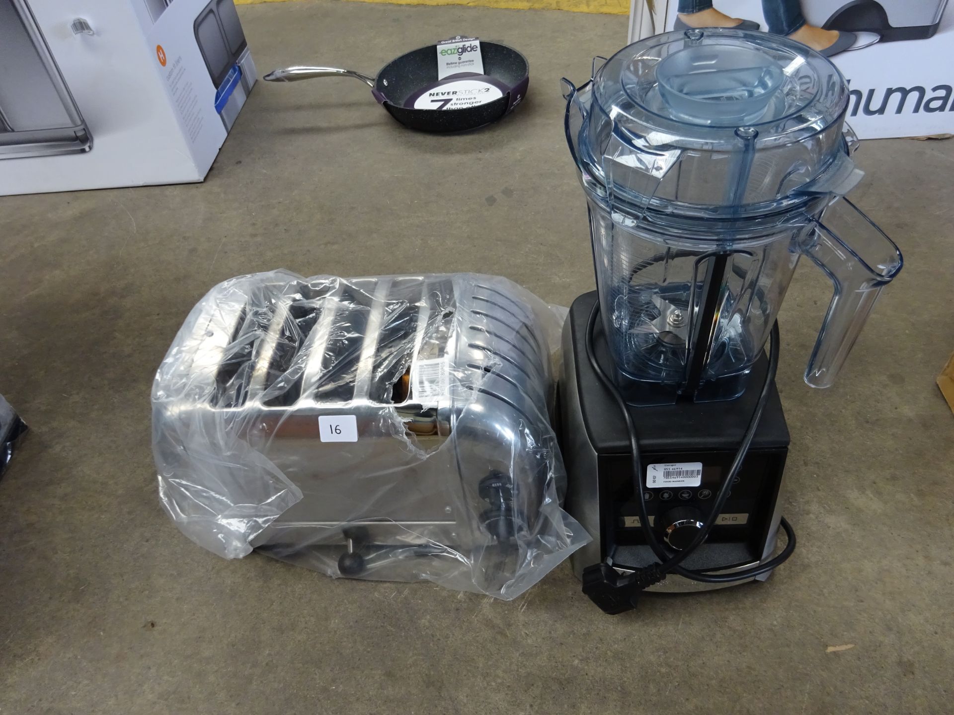 Dualit 4 slice toaster & vitamix food blender