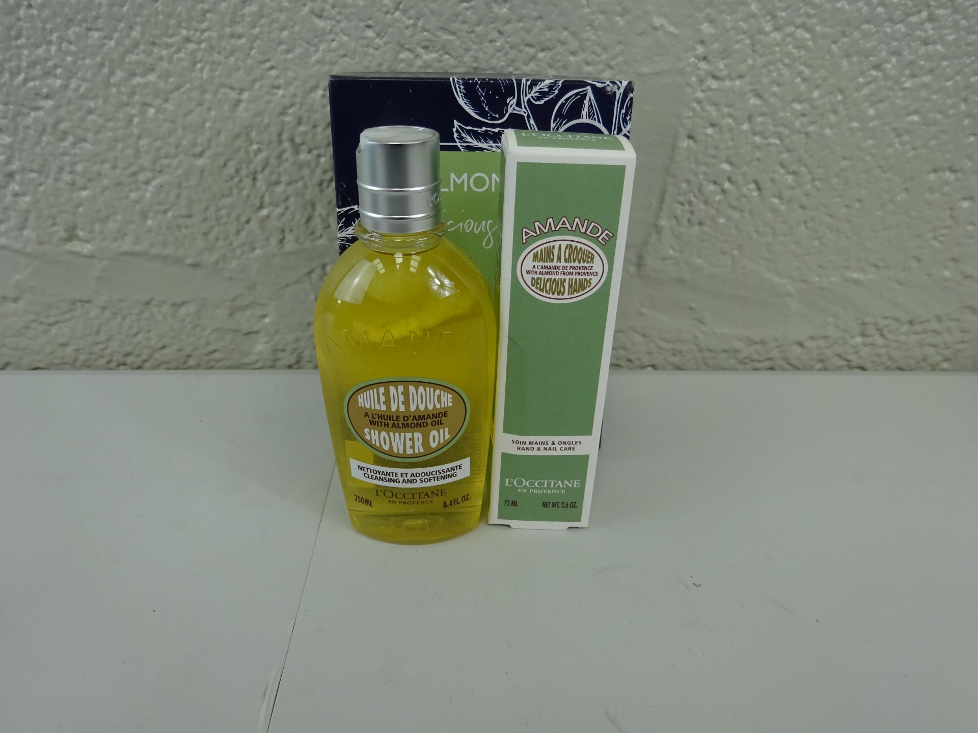 L'Occitane Almond Delicious Shower & hand Duo - RRP £36.00 - Image 2 of 2