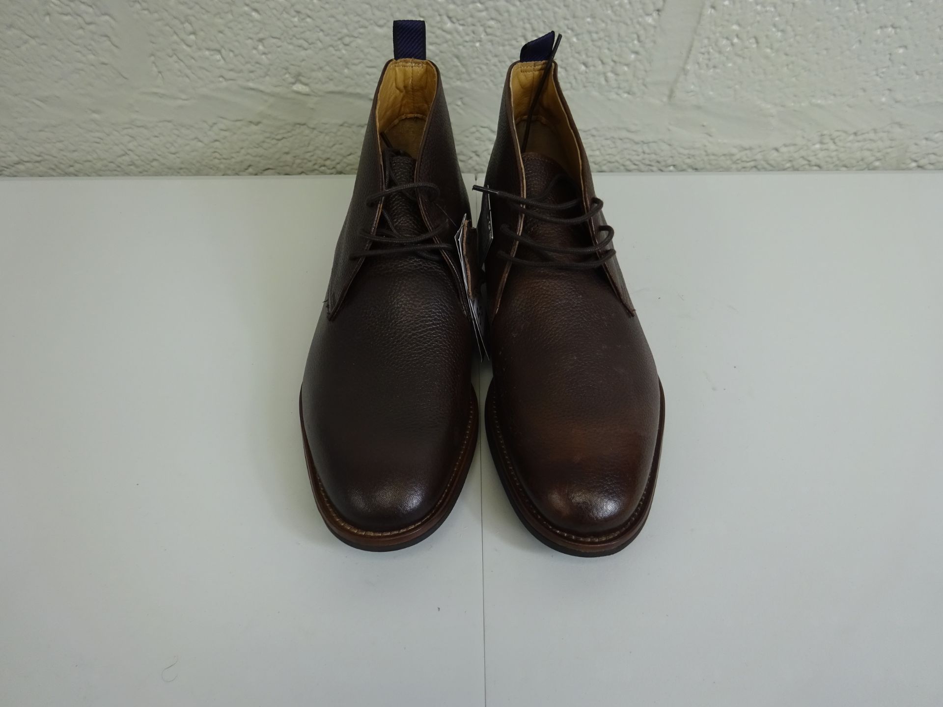 M & S Size 9 Mens brown leather shoes - RRP £79.00 - Image 2 of 2