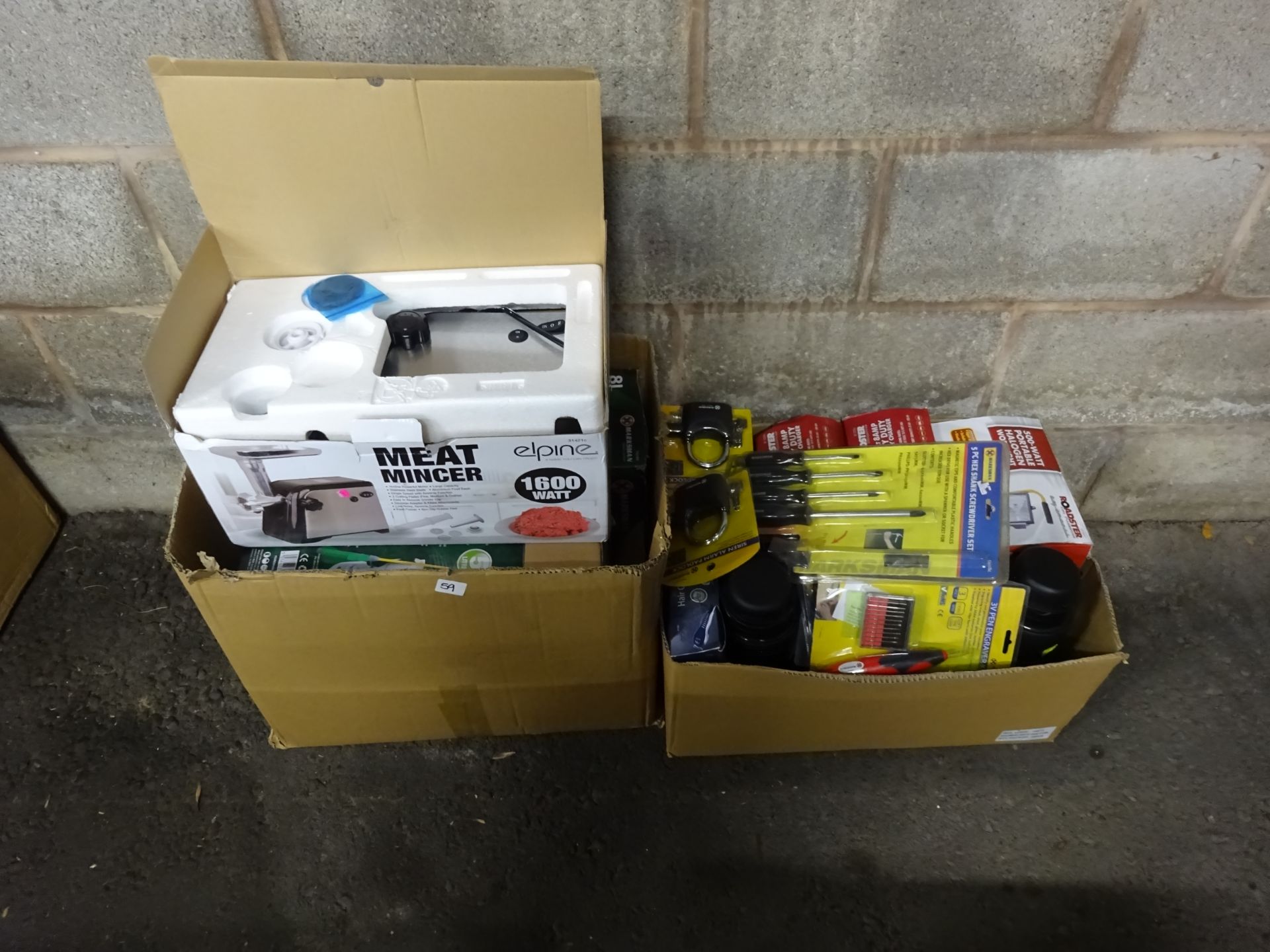 2 BOXES OF TOOLS, WORK LIGHTS, PRESSURE SPRAYS, MEAT MINCER & ODDS