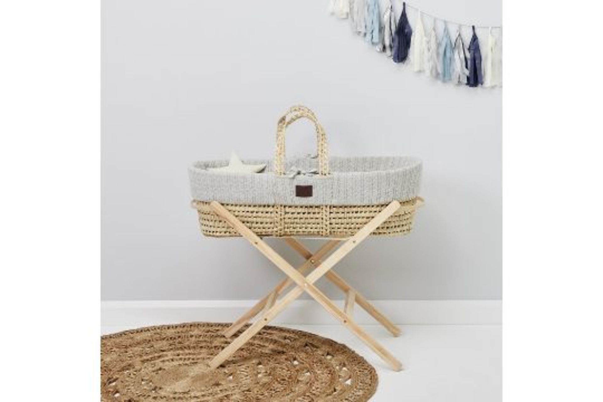 MOSES BASKET - RRP £79.95