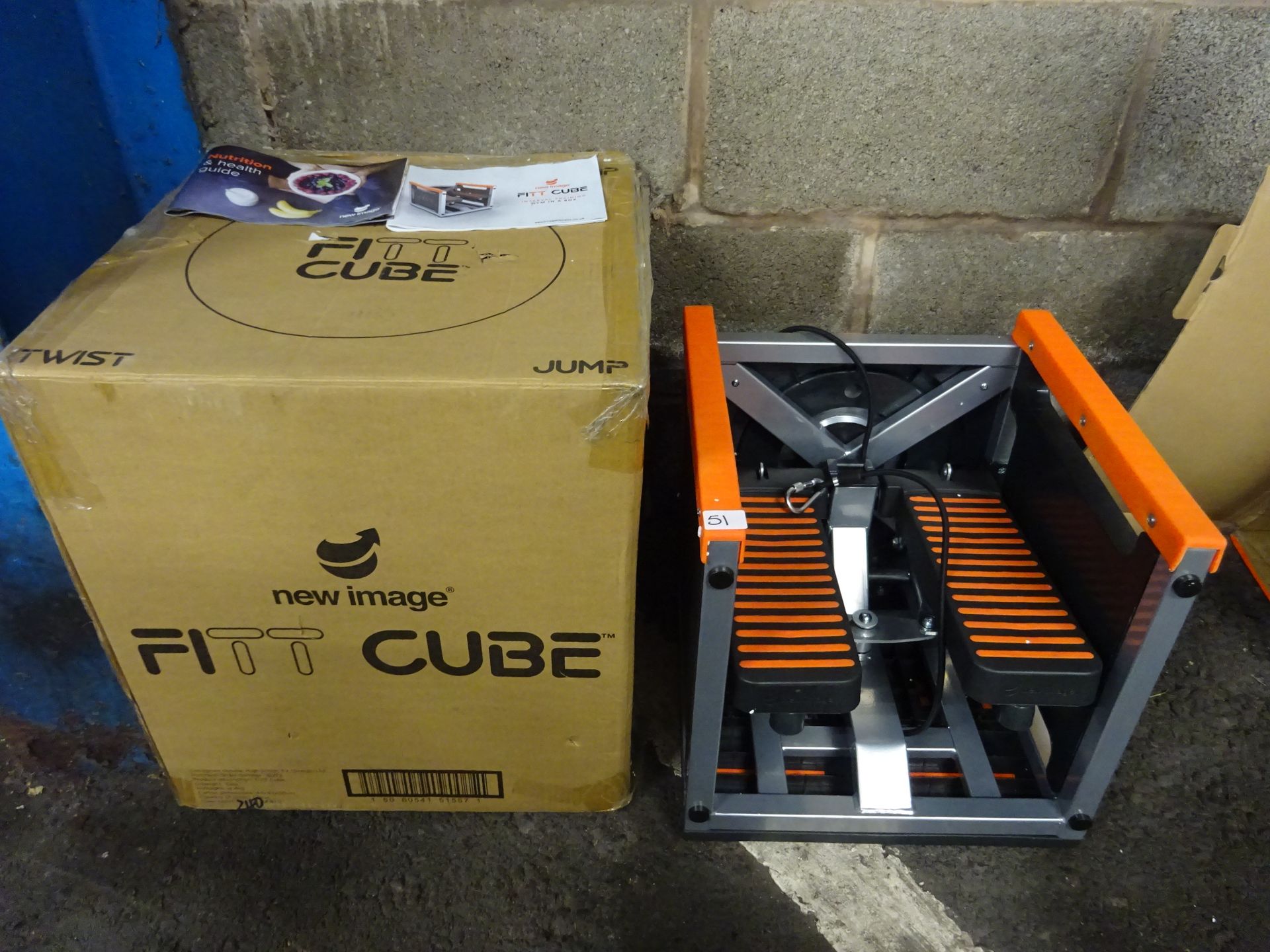 FIT CUBE EXERCISER