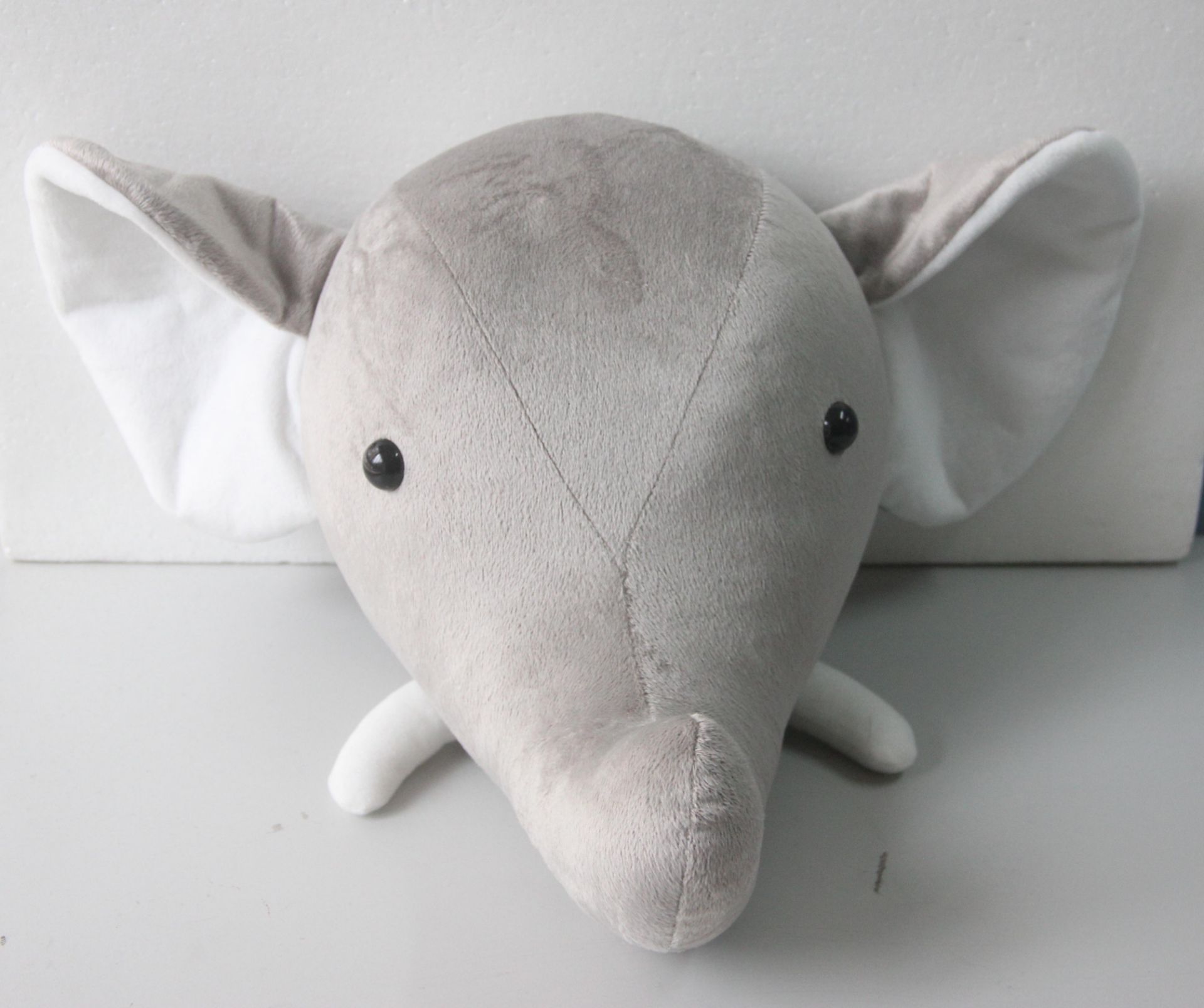 New 32cm Elephant Head Hanger Cushion