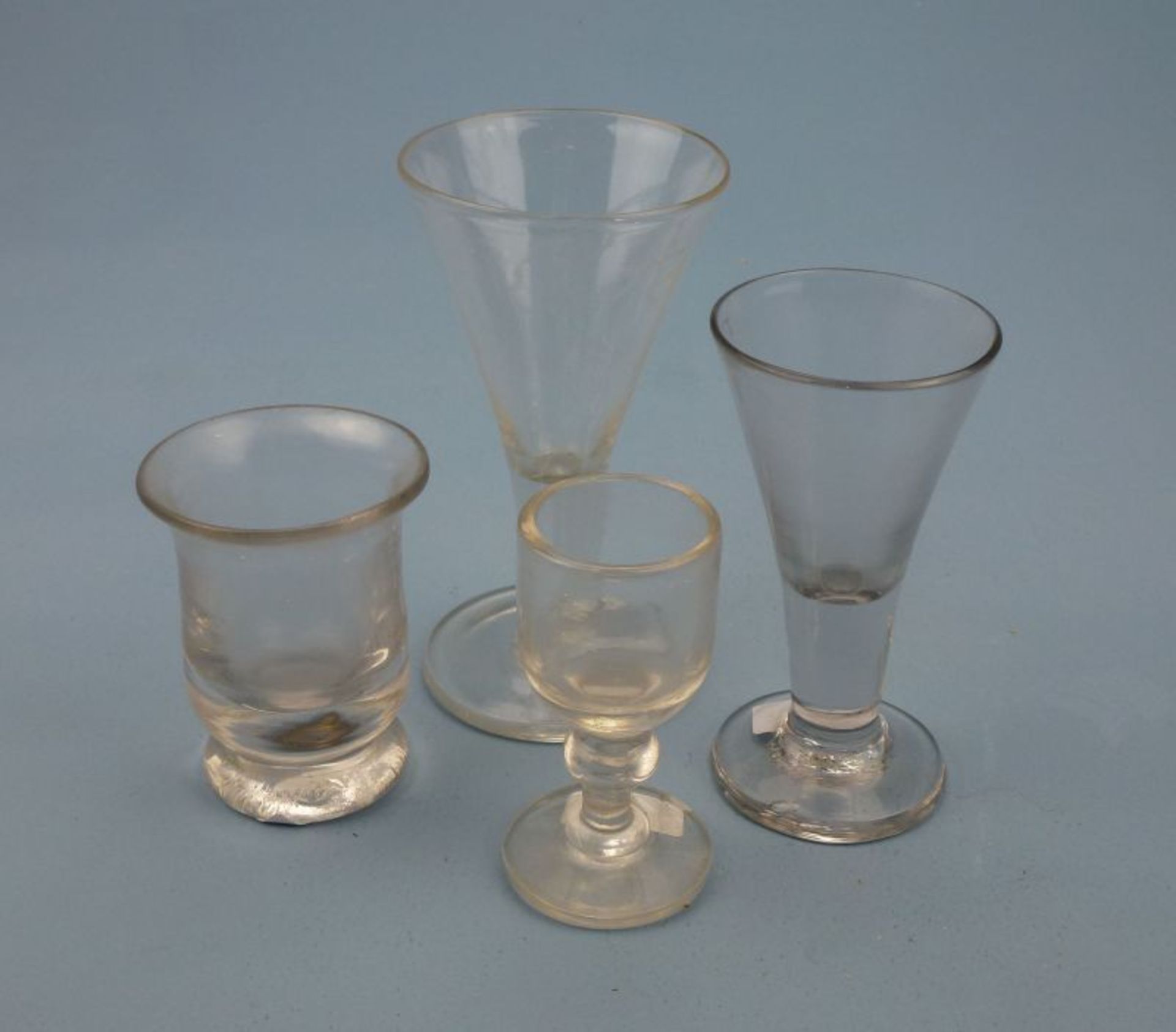 4 diverse Gläser, 19.Jahrhundert<