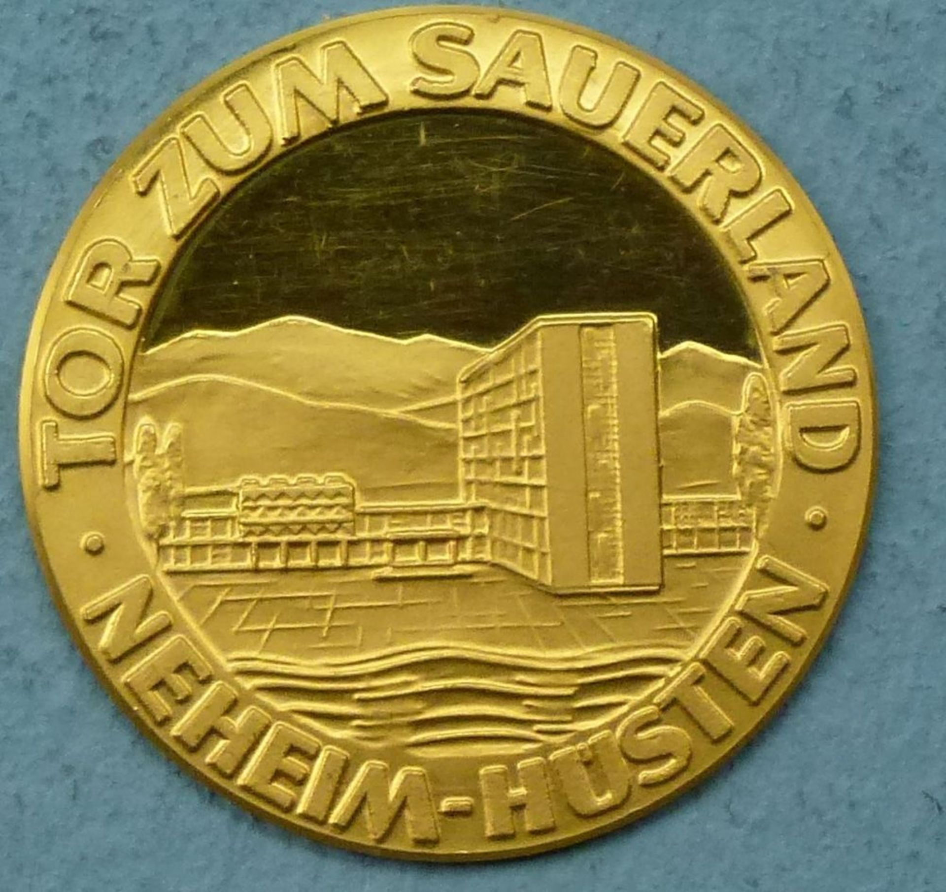 Goldmünze "Tor zum Sauerland Neheim-Hüsten"980er, 3,48 g, sehr guter Zustand
