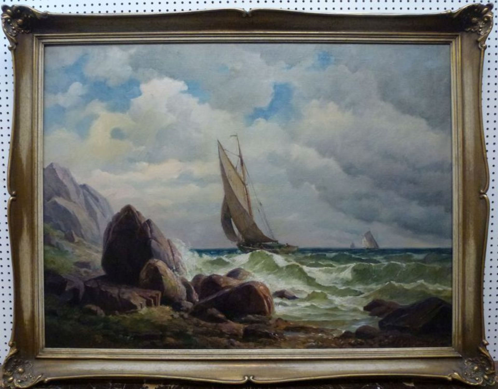 "Segler bei Capri"Emil Kuhlmann-Reher, 1886 - 1957Öl/Lw, sign., Segelboot an stürmischer - Bild 2 aus 3