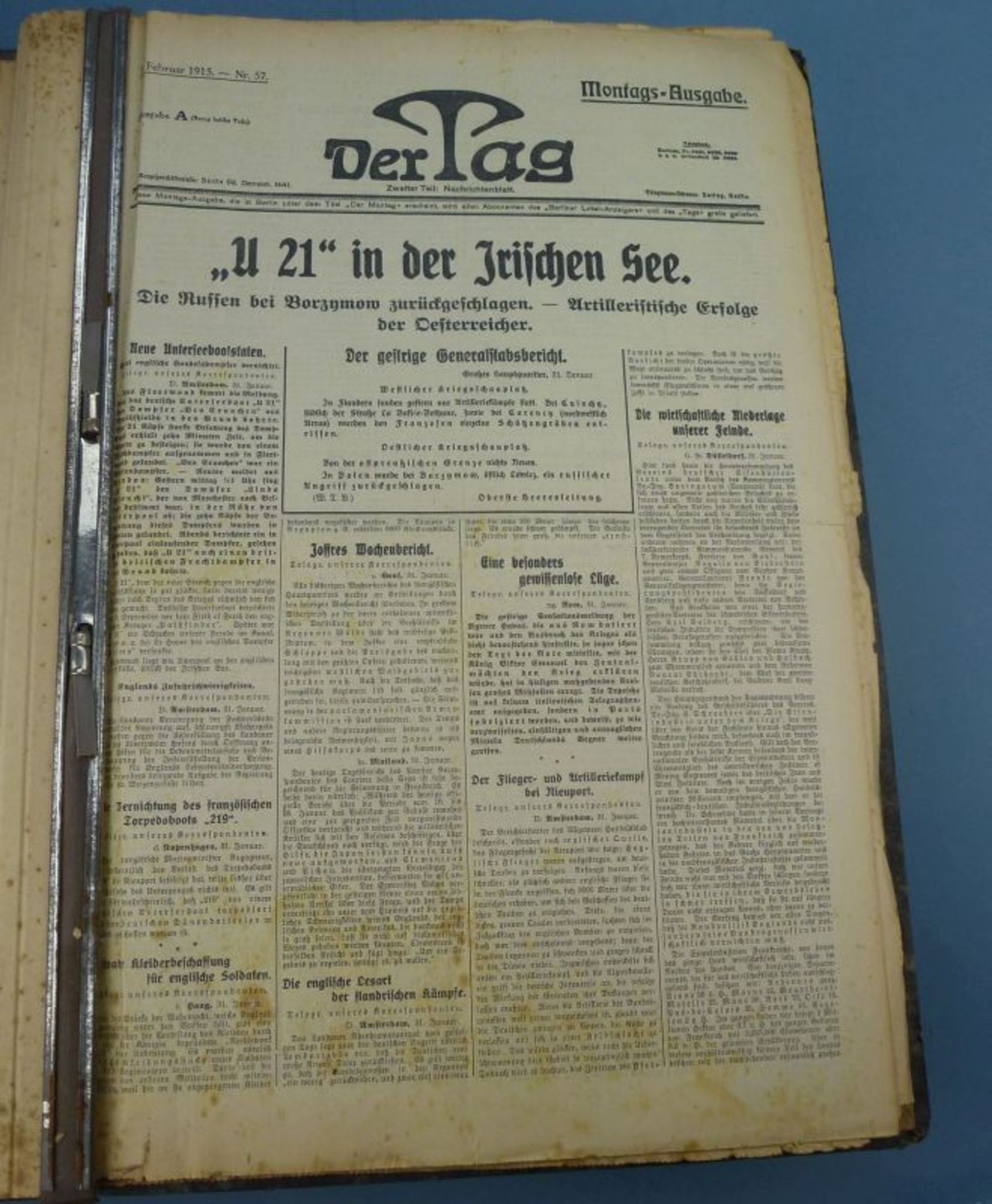 ''Der Tag'', ''B.Z. am Mittag'', ''Berliner Tageblatt'', 19151.Feb. - 31.Mrz.1915, Sammelmappe, tlw. - Bild 2 aus 2