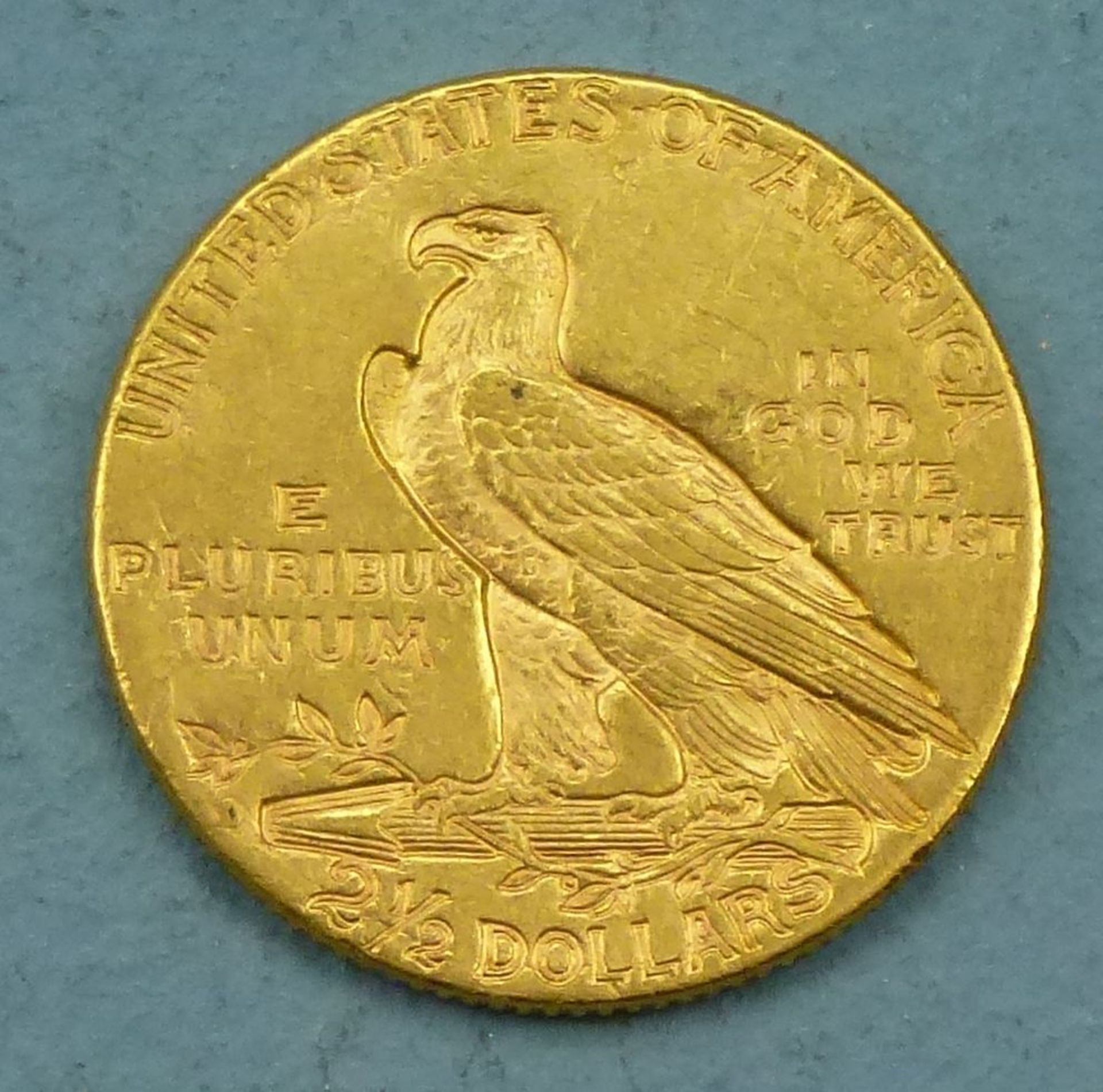 Goldmünze 2 1/2 Dollars "Indian Head", USA 1925900er, 4,15 g, guter Zustand