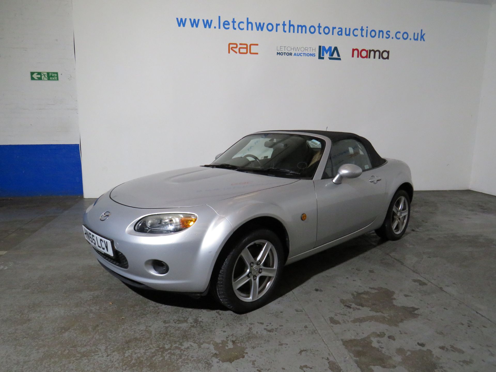 2005 Mazda MX-5 - 1999cc - Image 5 of 15