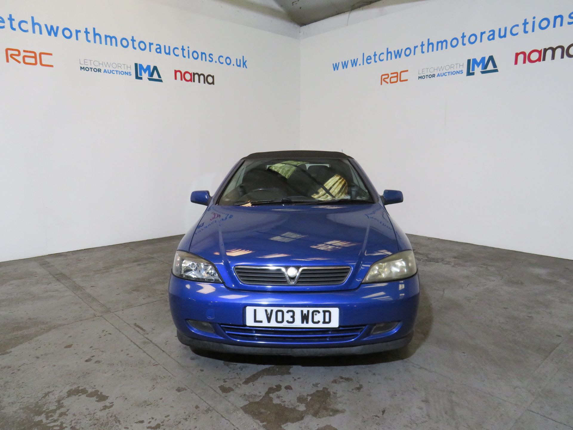 2003 Vauxhall Astra Coupe Convertible Manual - 1598cc - Image 3 of 15