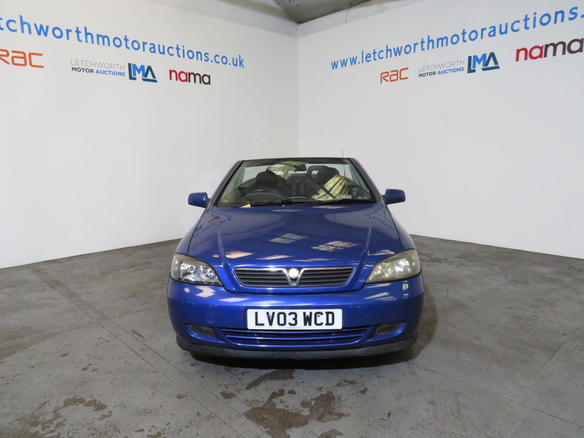 2003 Vauxhall Astra Coupe Convertible Manual - 1598cc - Image 4 of 15