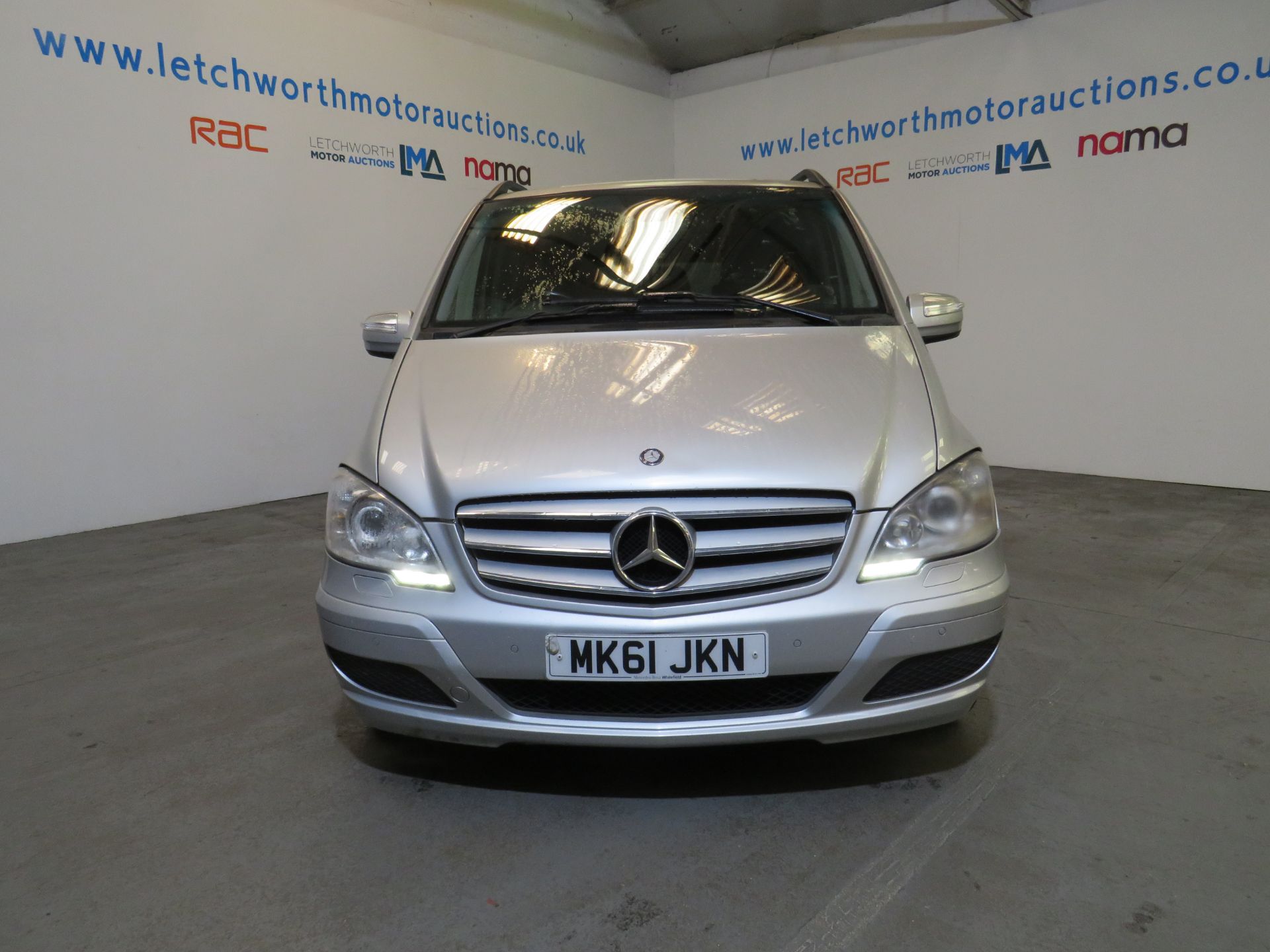 2011 Mercedes Benz Viano Ambient 3.0 CDI Blue Auto 8 Seater - 2987cc - Image 2 of 10