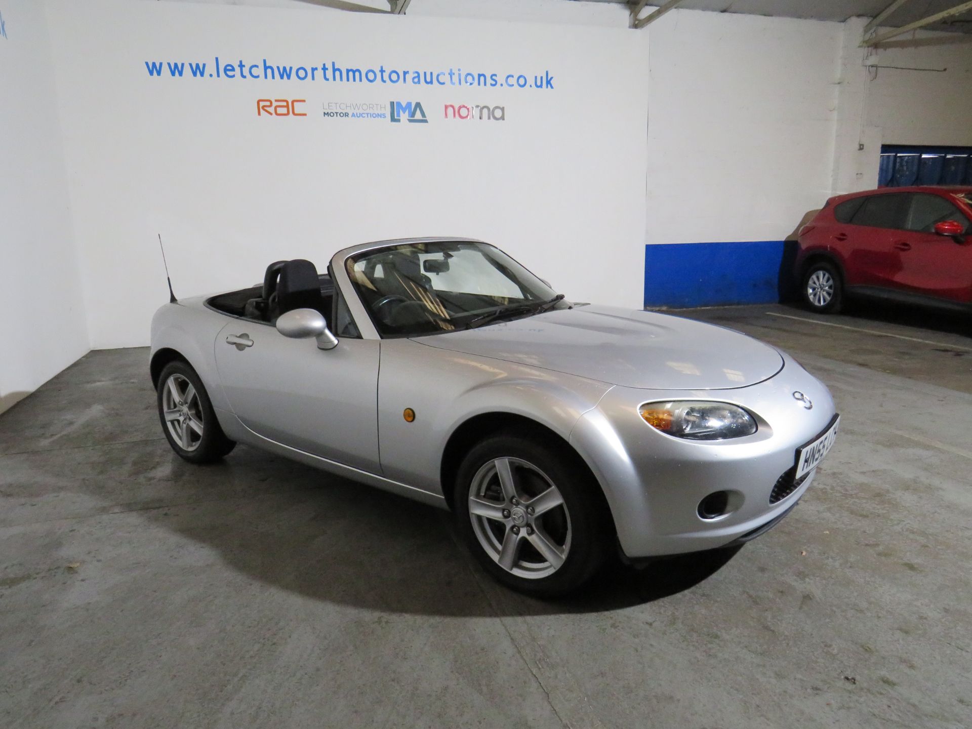 2005 Mazda MX-5 - 1999cc - Image 2 of 15