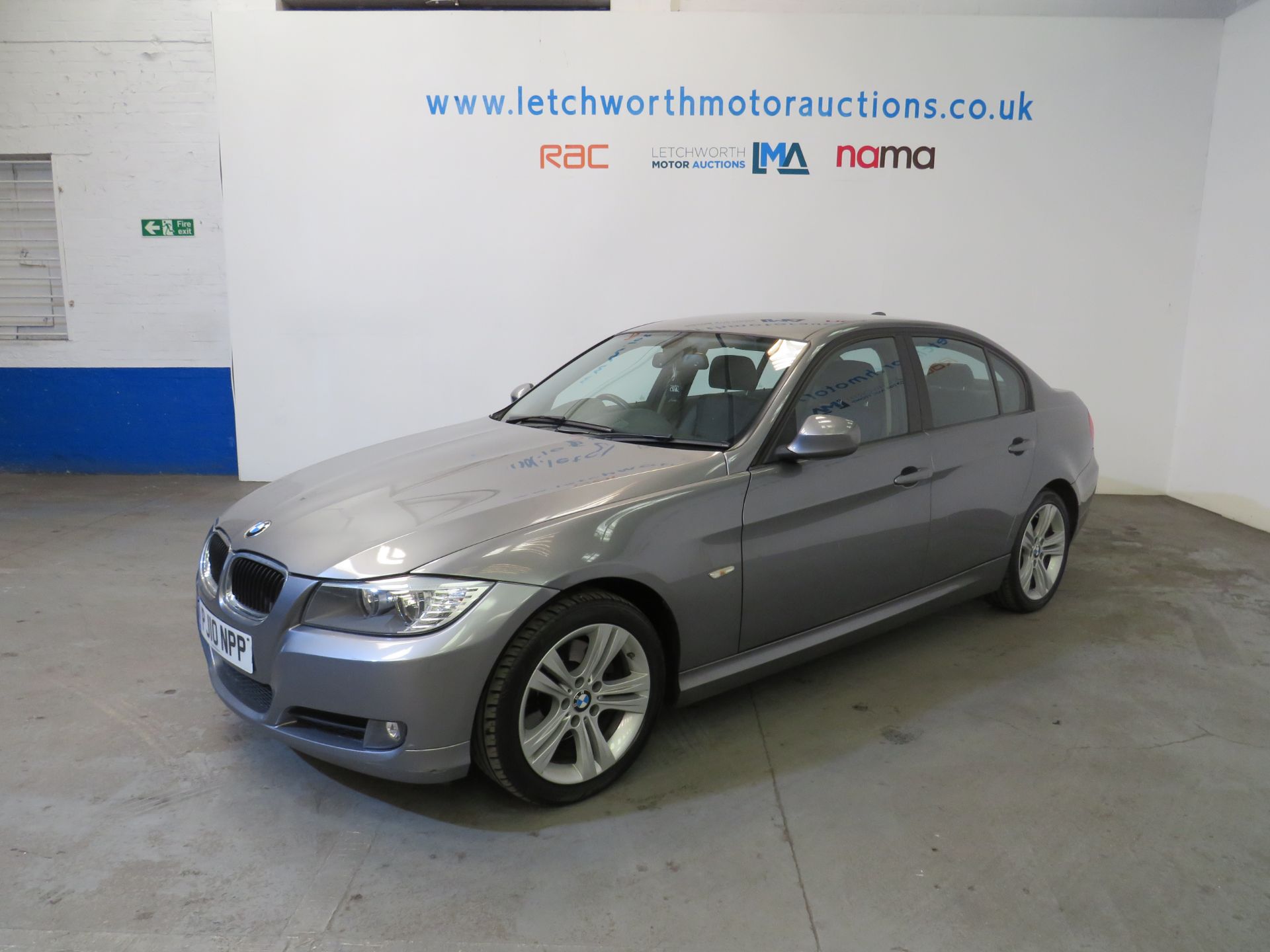 2010 BMW 320d Business Edition Auto 181 - 1995cc - Image 3 of 9