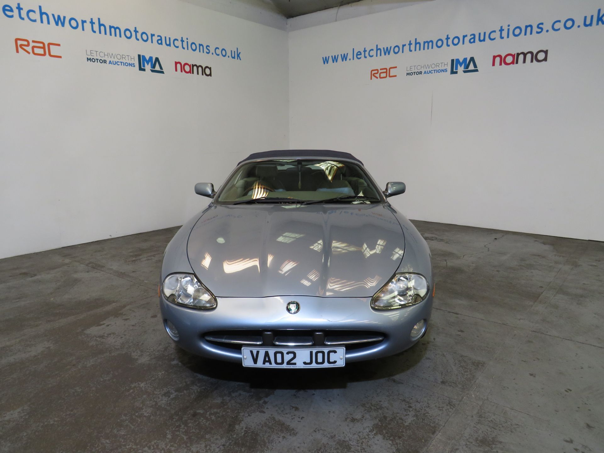 2002 Jagaur XK8 Convertible Auto - 3996cc - Image 4 of 15