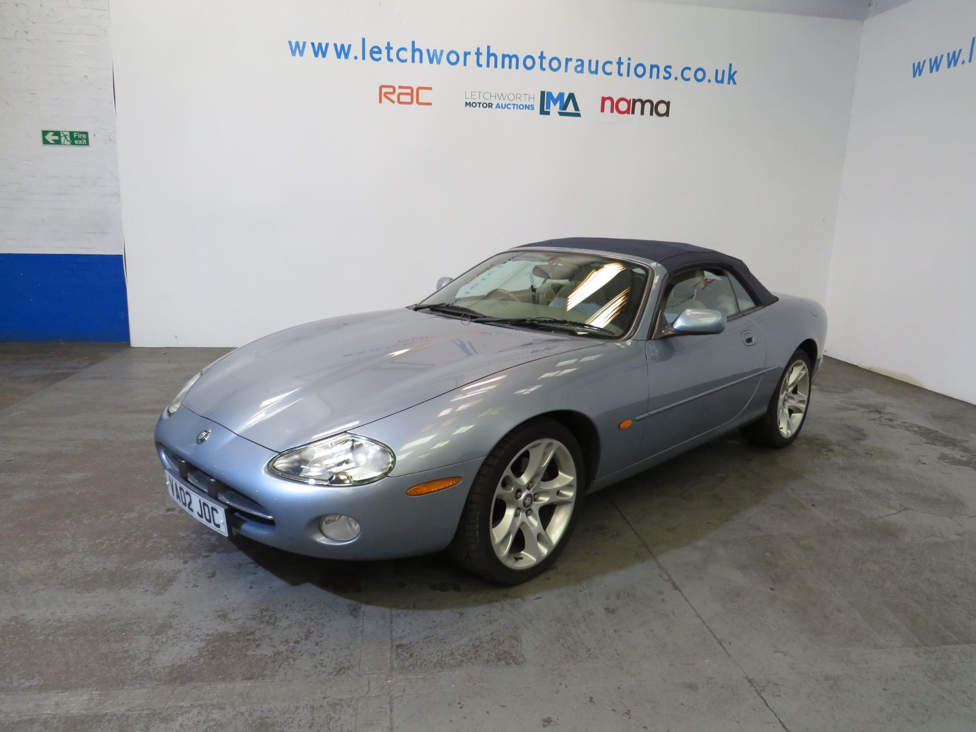 2002 Jagaur XK8 Convertible Auto - 3996cc - Image 6 of 15