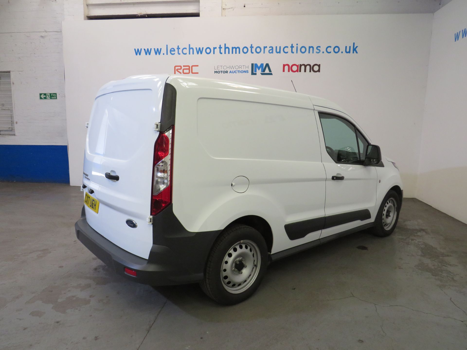 2017 Ford Transit Connect 220 - 1499cc *PLUS VAT* - Image 8 of 11