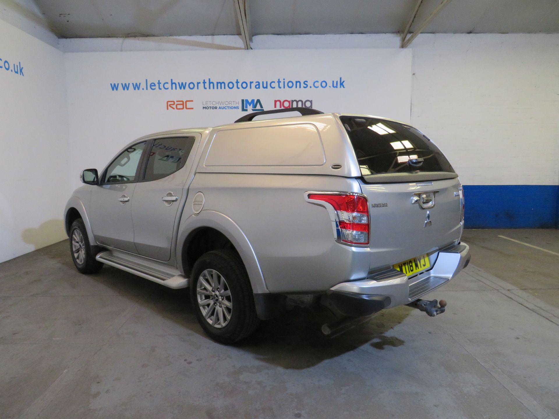 2018 Mitsubishi L200 Barbarian DI-D Auto - 2442cc *PLUS VAT* - Image 4 of 10