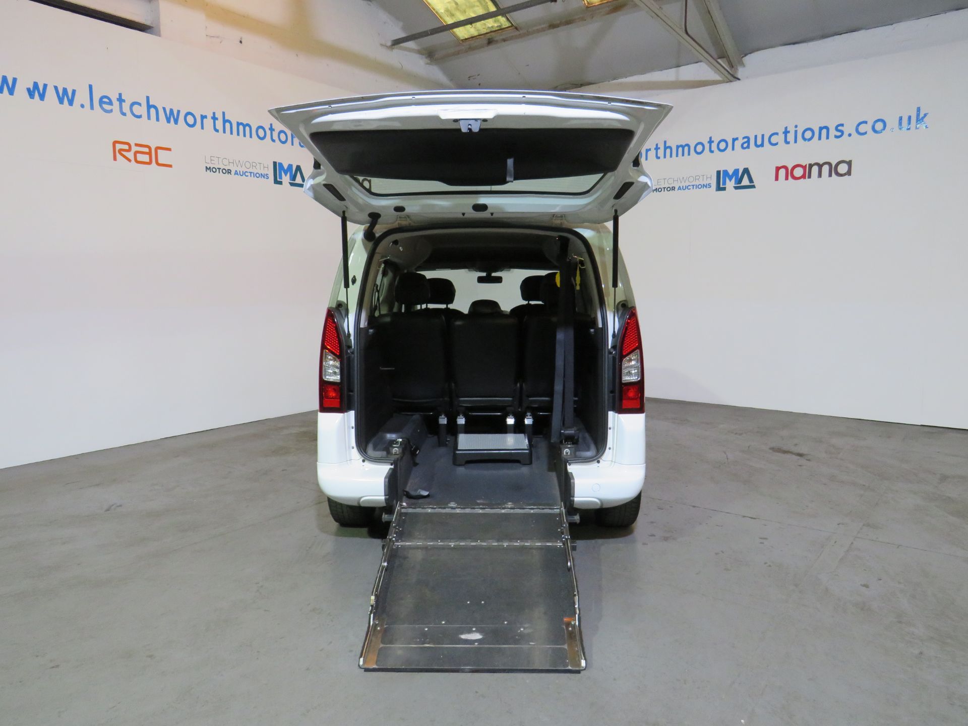 2015 Peugeot Premier S Wheelchair Accessible - 1560cc *NO VAT* - Image 6 of 14