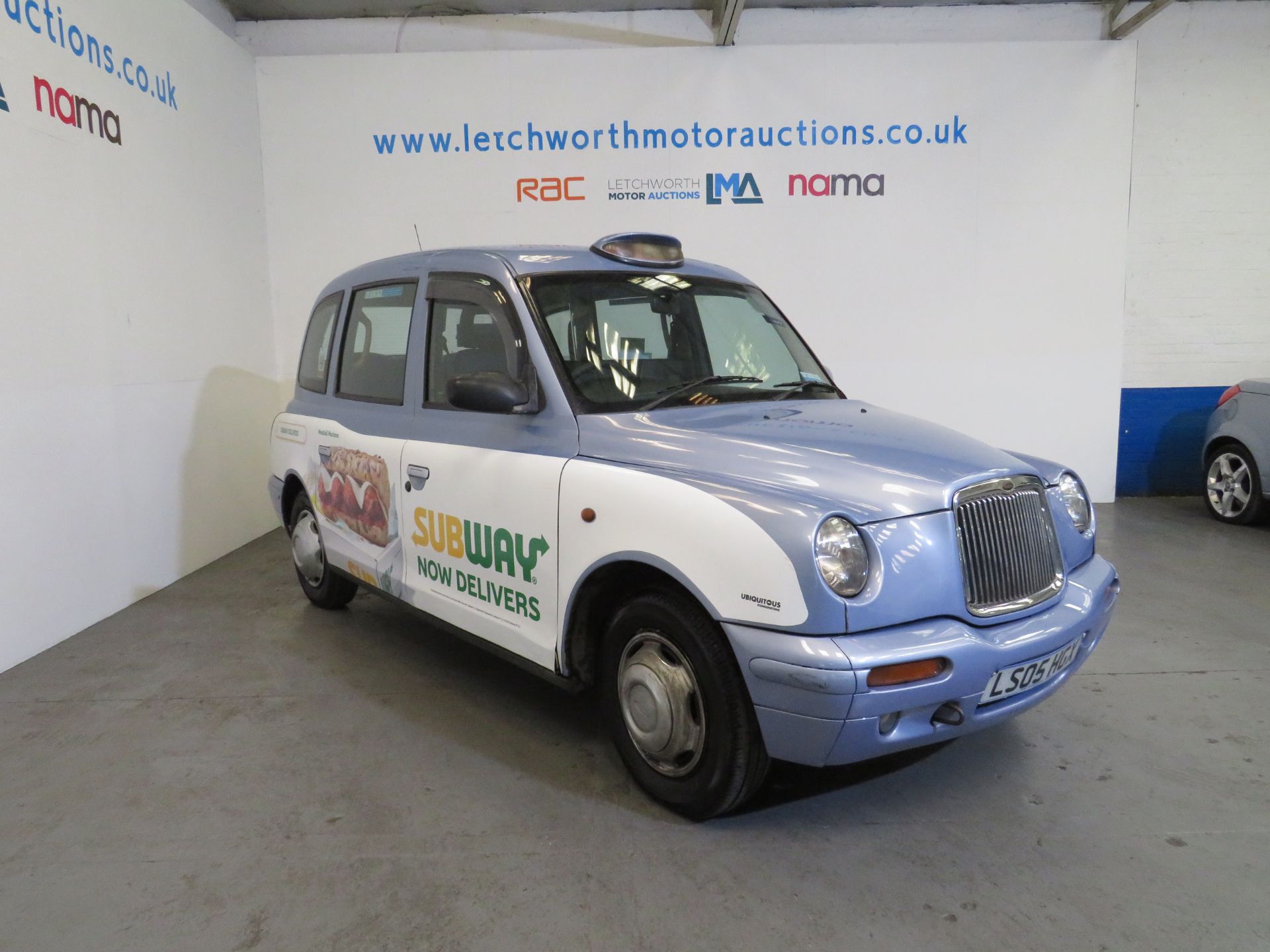 2005 London Taxis Int TXII Gold Auto - 2402cc