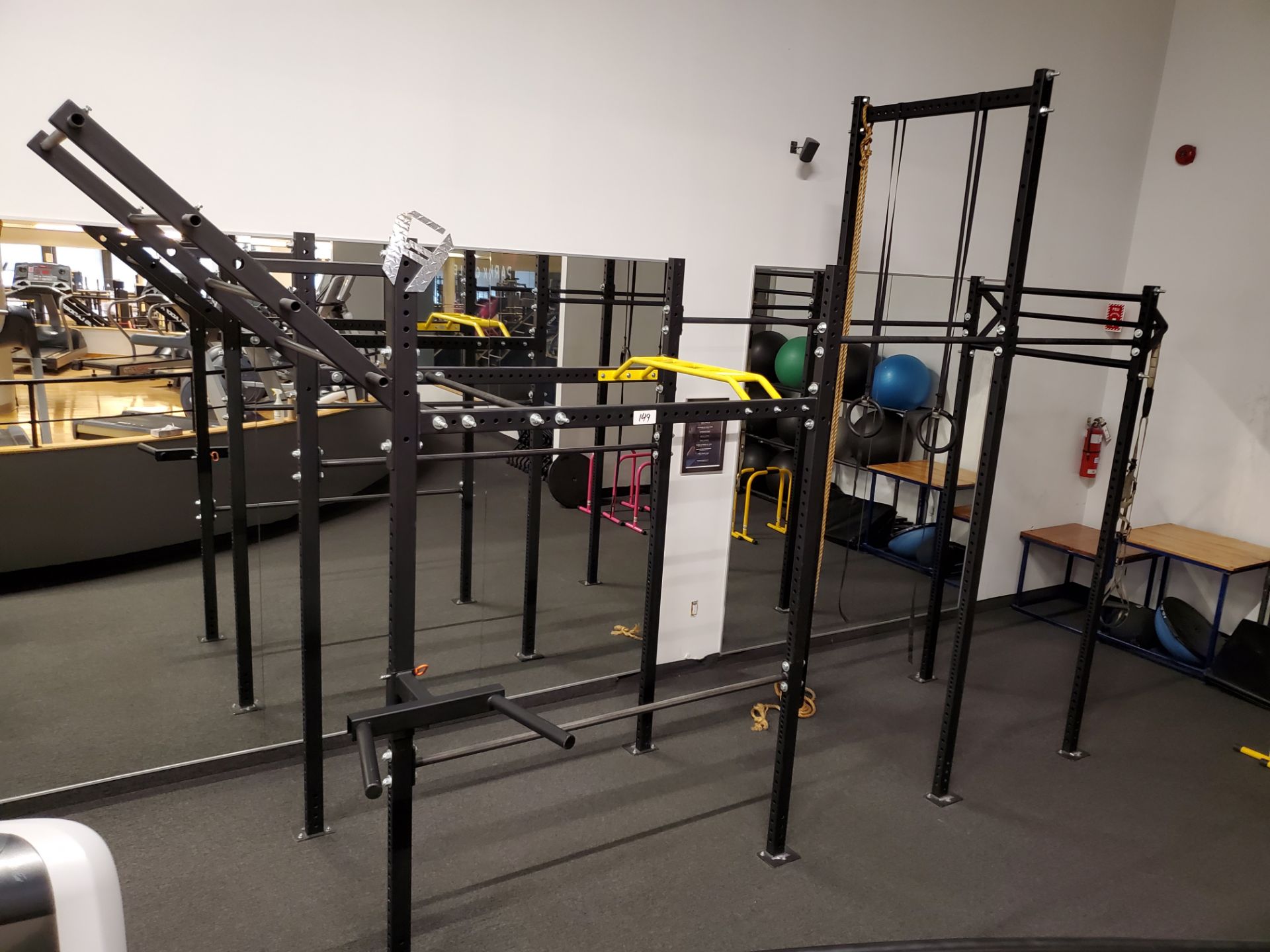 Northern Lights Functional Fitness Training Station w/ attachments