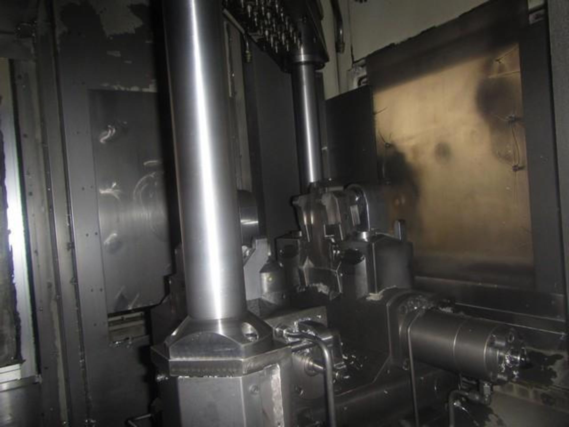 Horizontal CNC Machining Center - Image 11 of 18