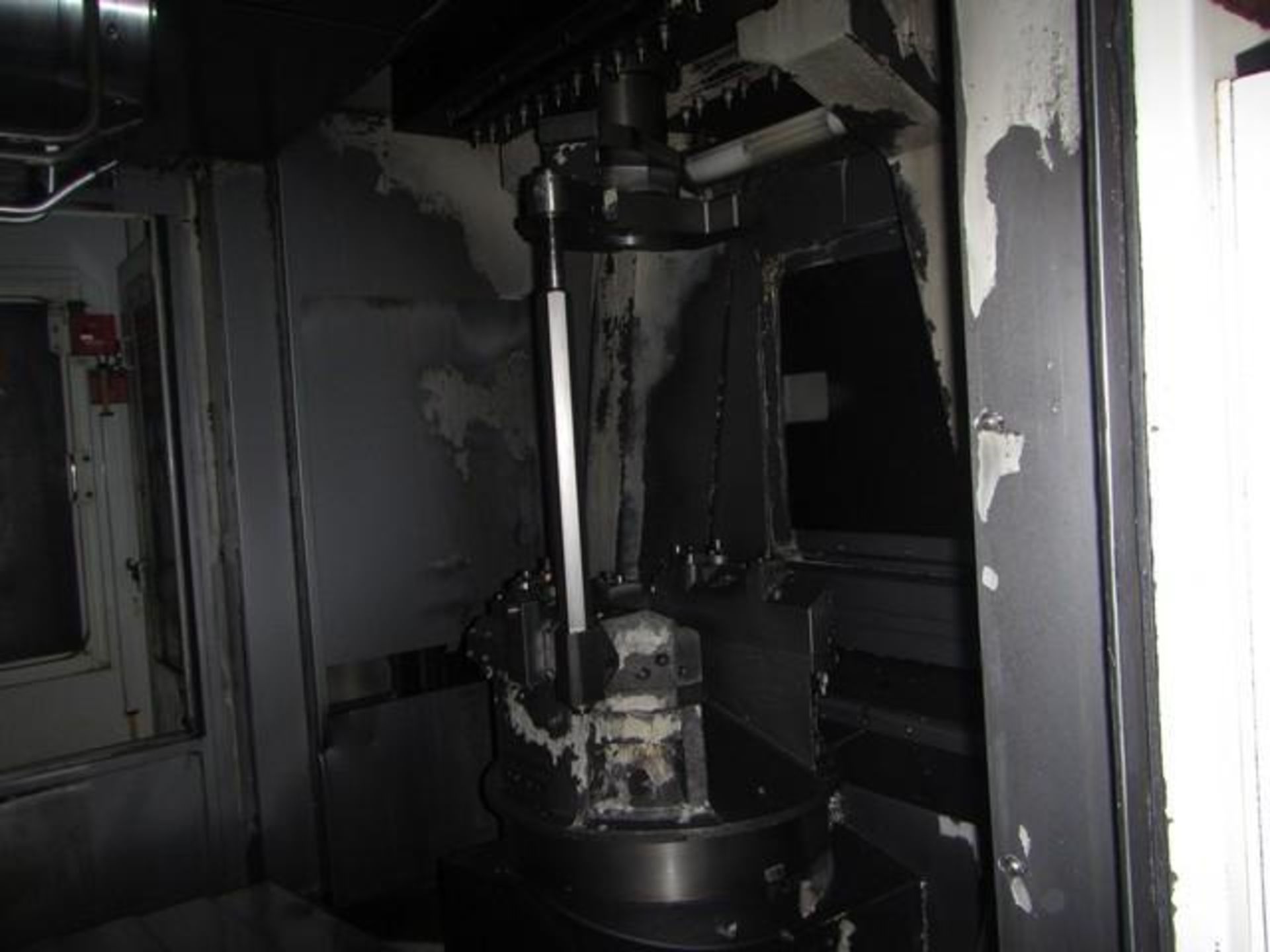 Horizontal CNC Machining Center - Image 6 of 14