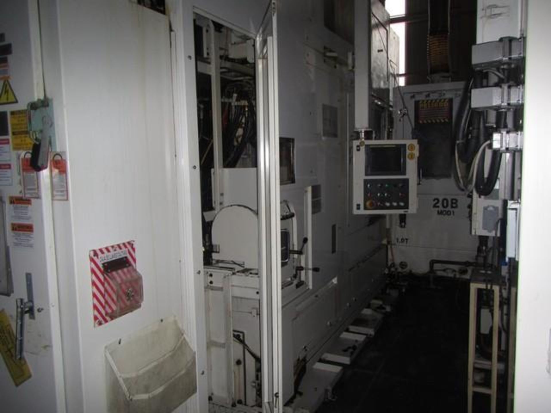 Horizontal CNC Machining Center - Image 3 of 21