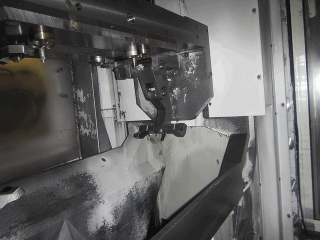 Horizontal CNC Machining Center - Image 9 of 19