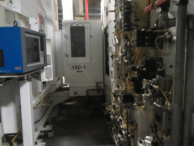Horizontal CNC Machining Center - Image 2 of 17