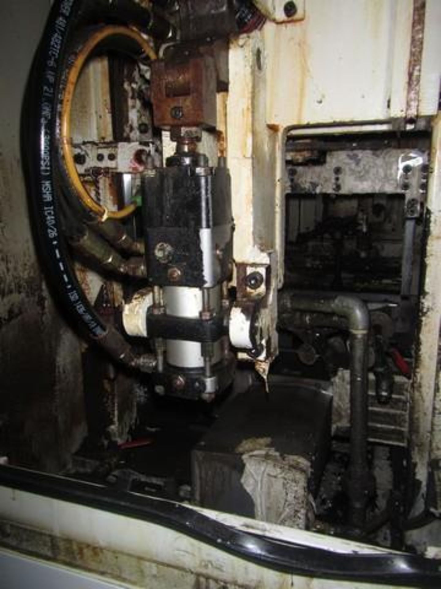 Horizontal CNC Machining Center - Image 11 of 22